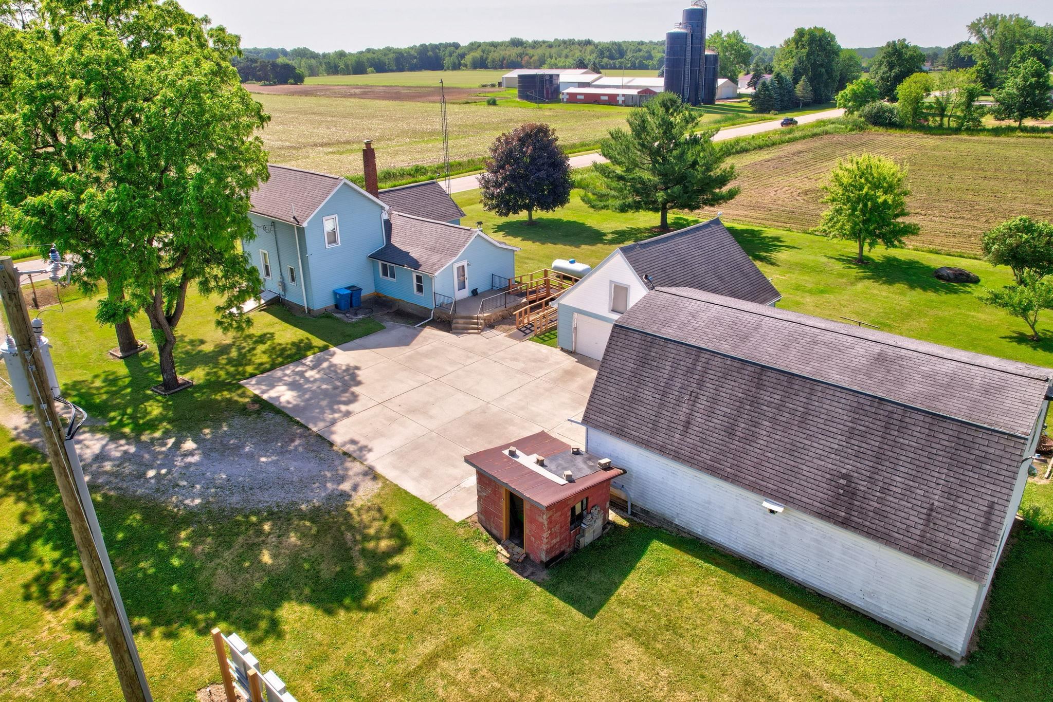 main property photo 53