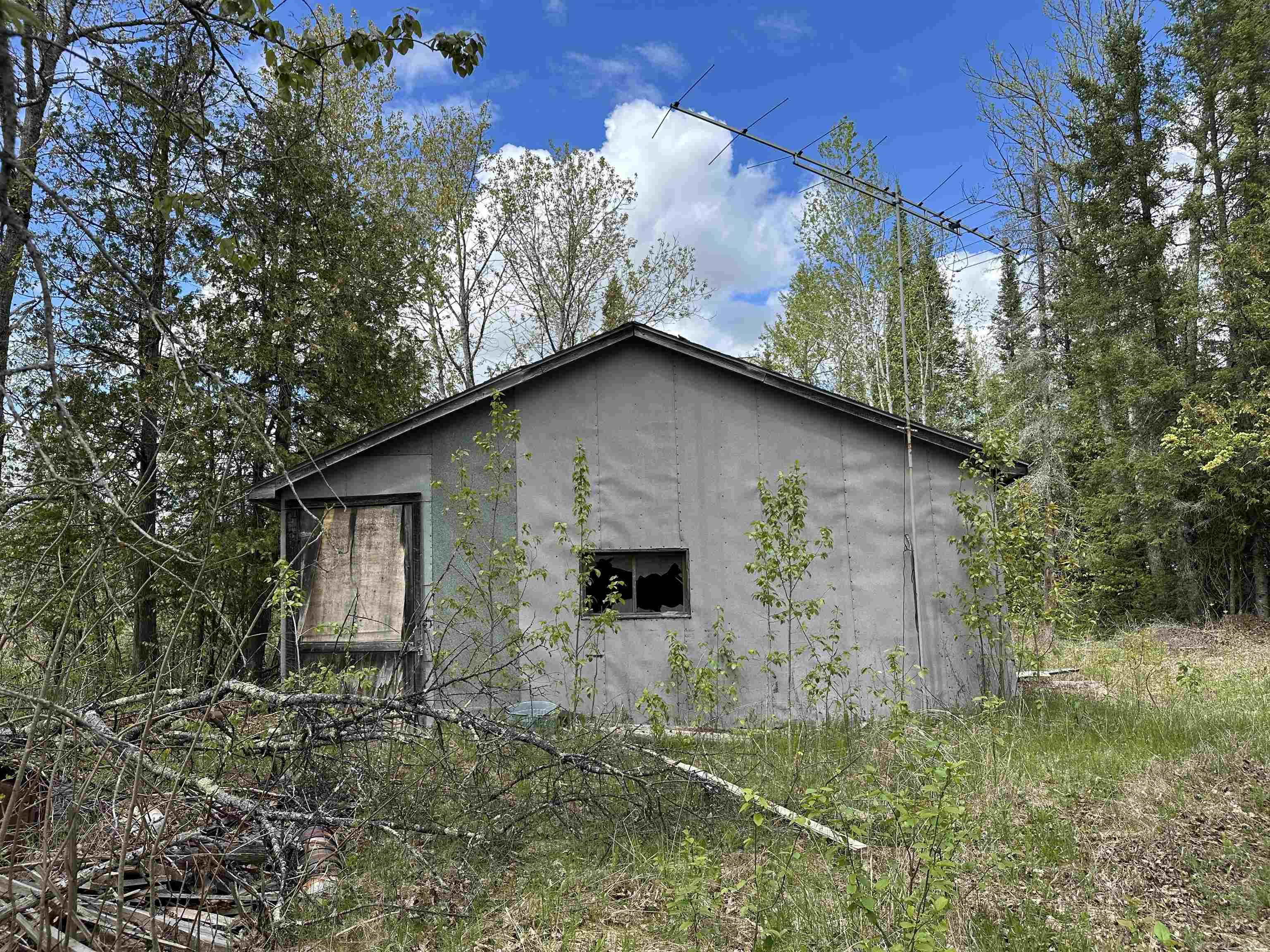 main property photo 9