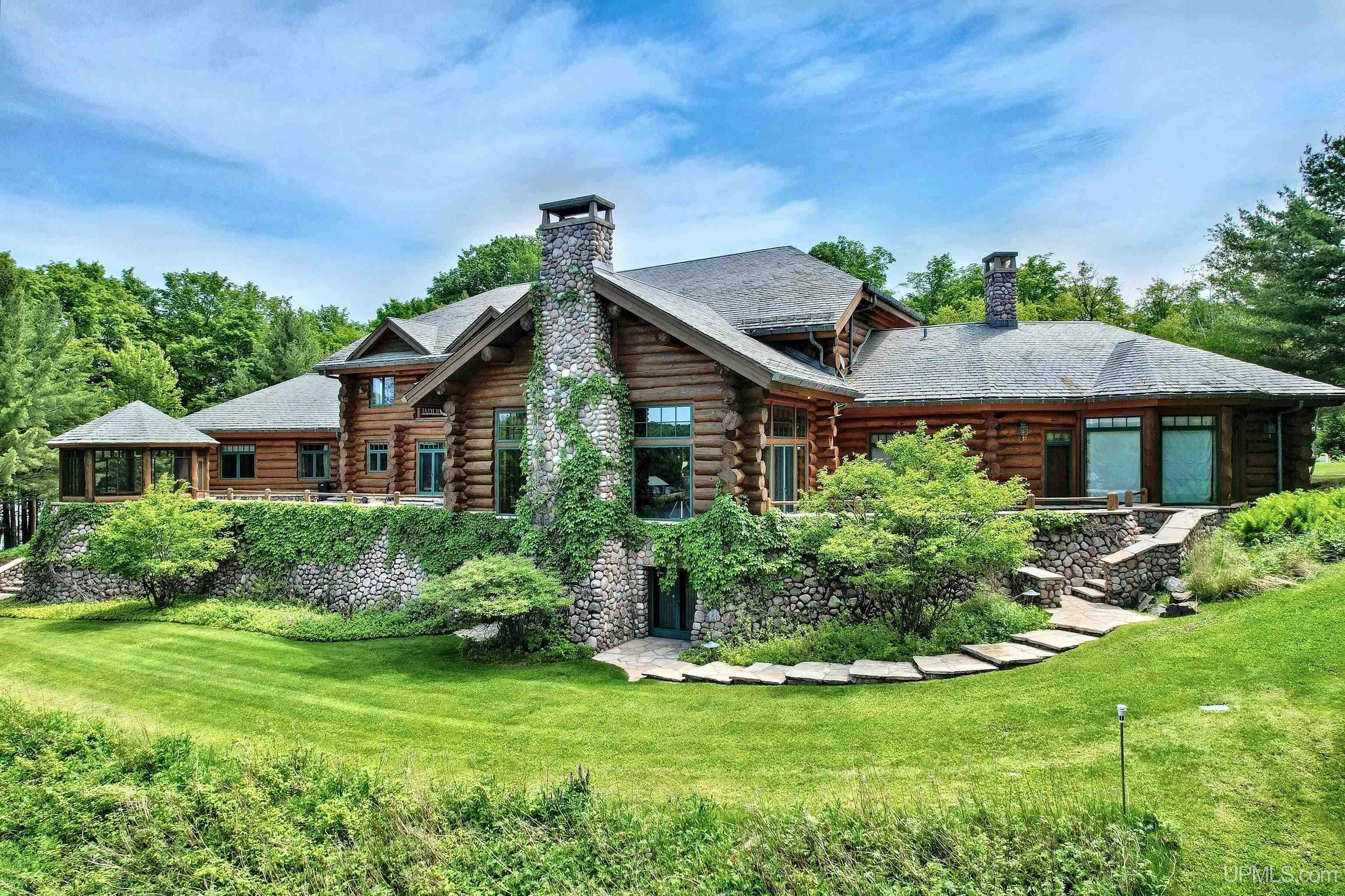 main property photo 0