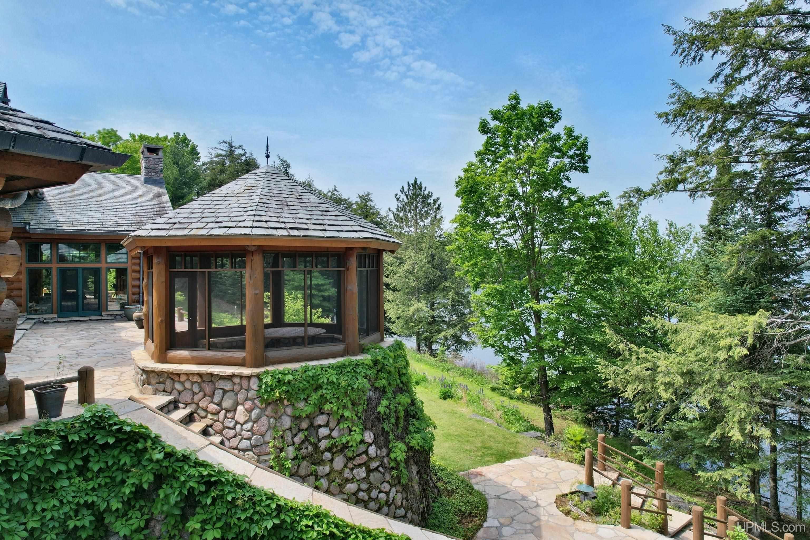 main property photo 54