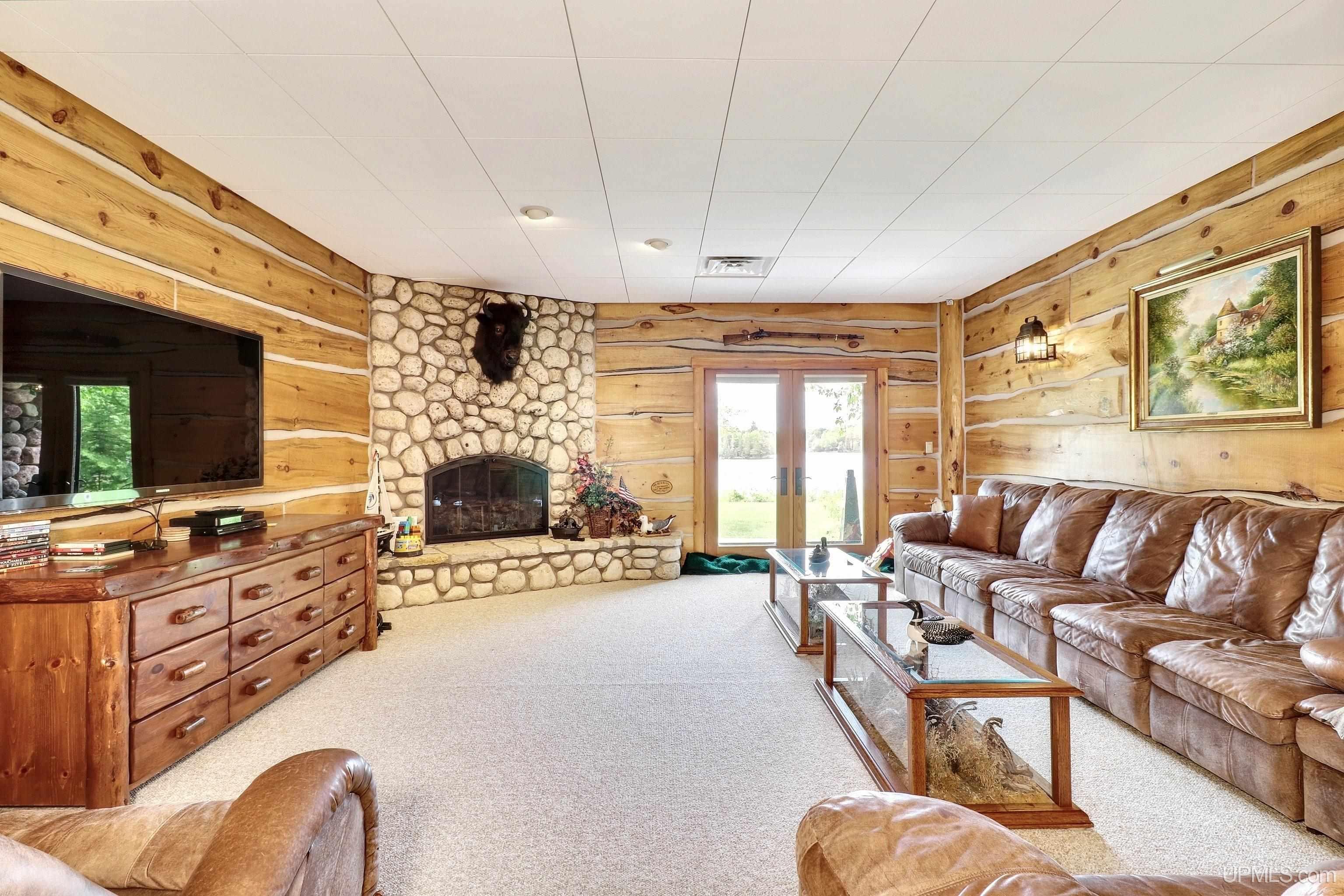 main property photo 74