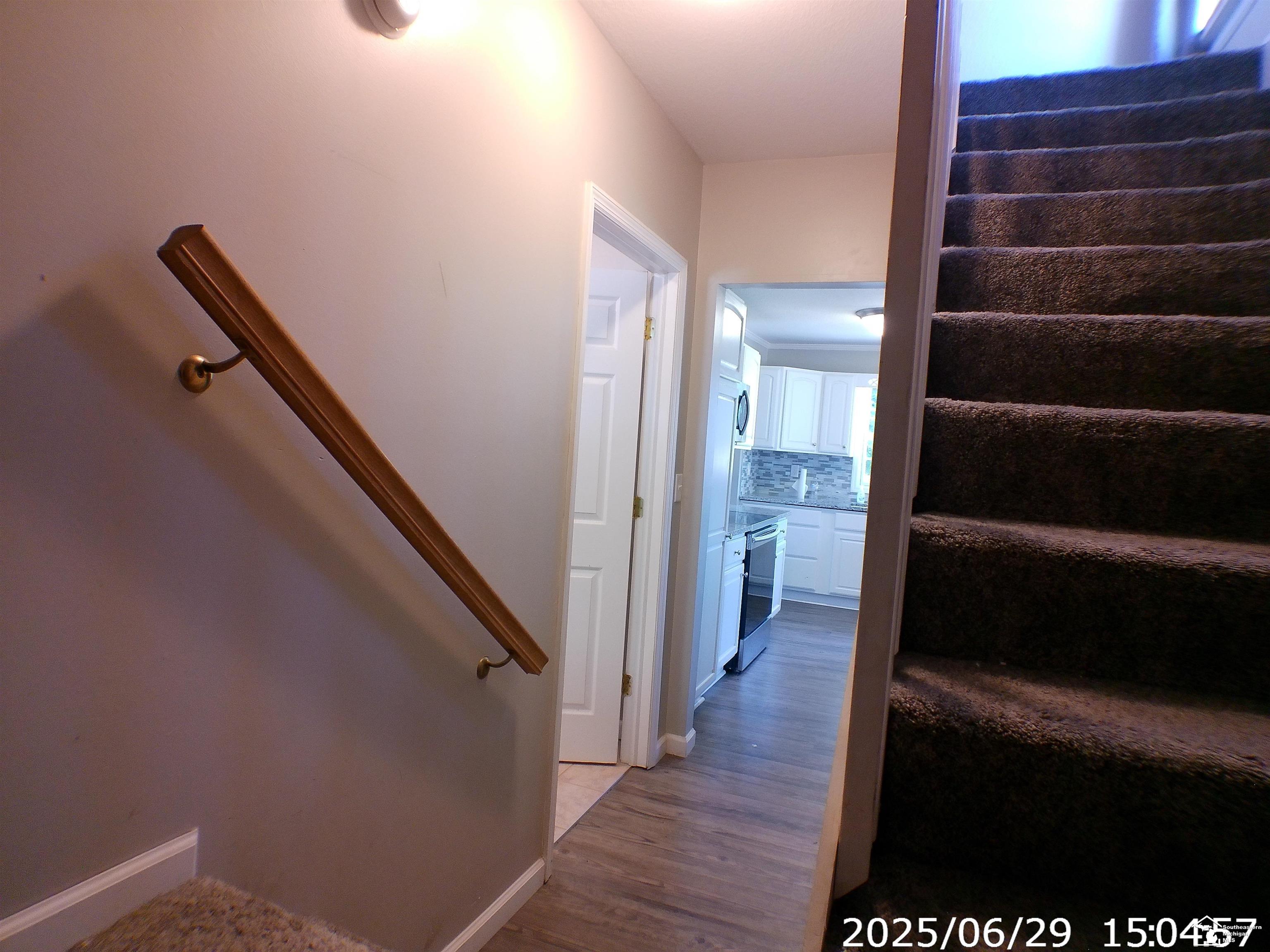 property viewer photo 10