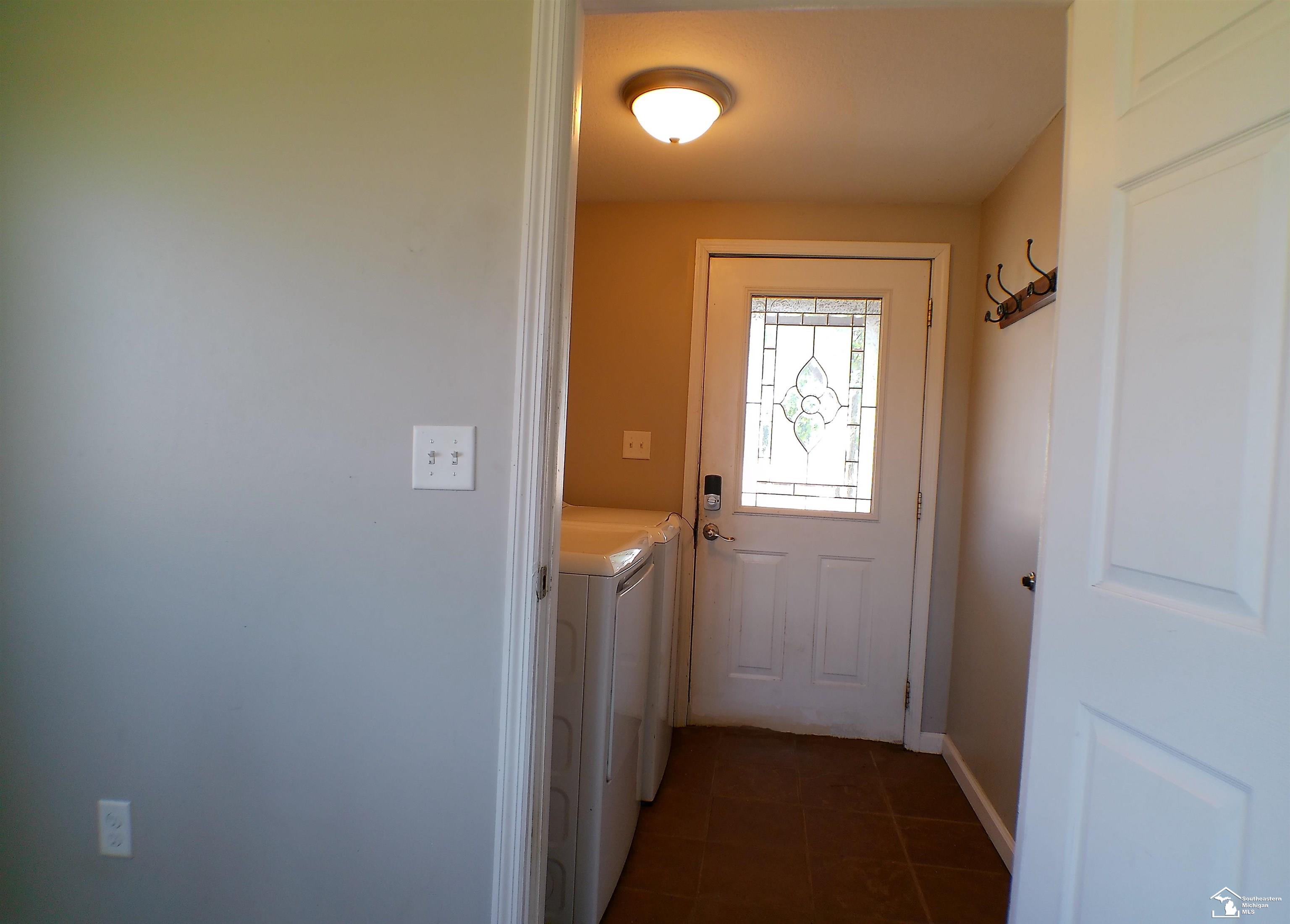 property viewer photo 24