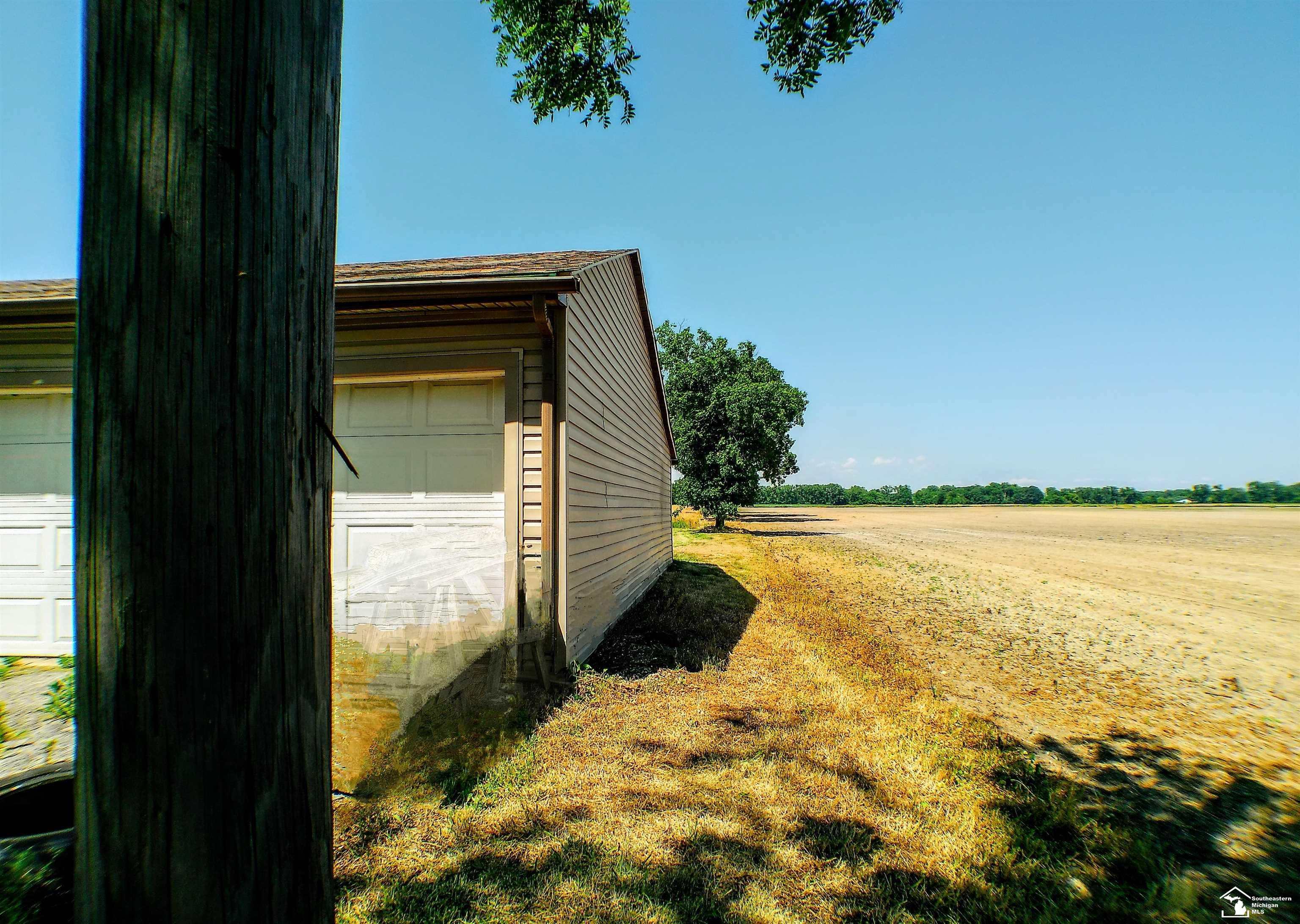 property viewer photo 44
