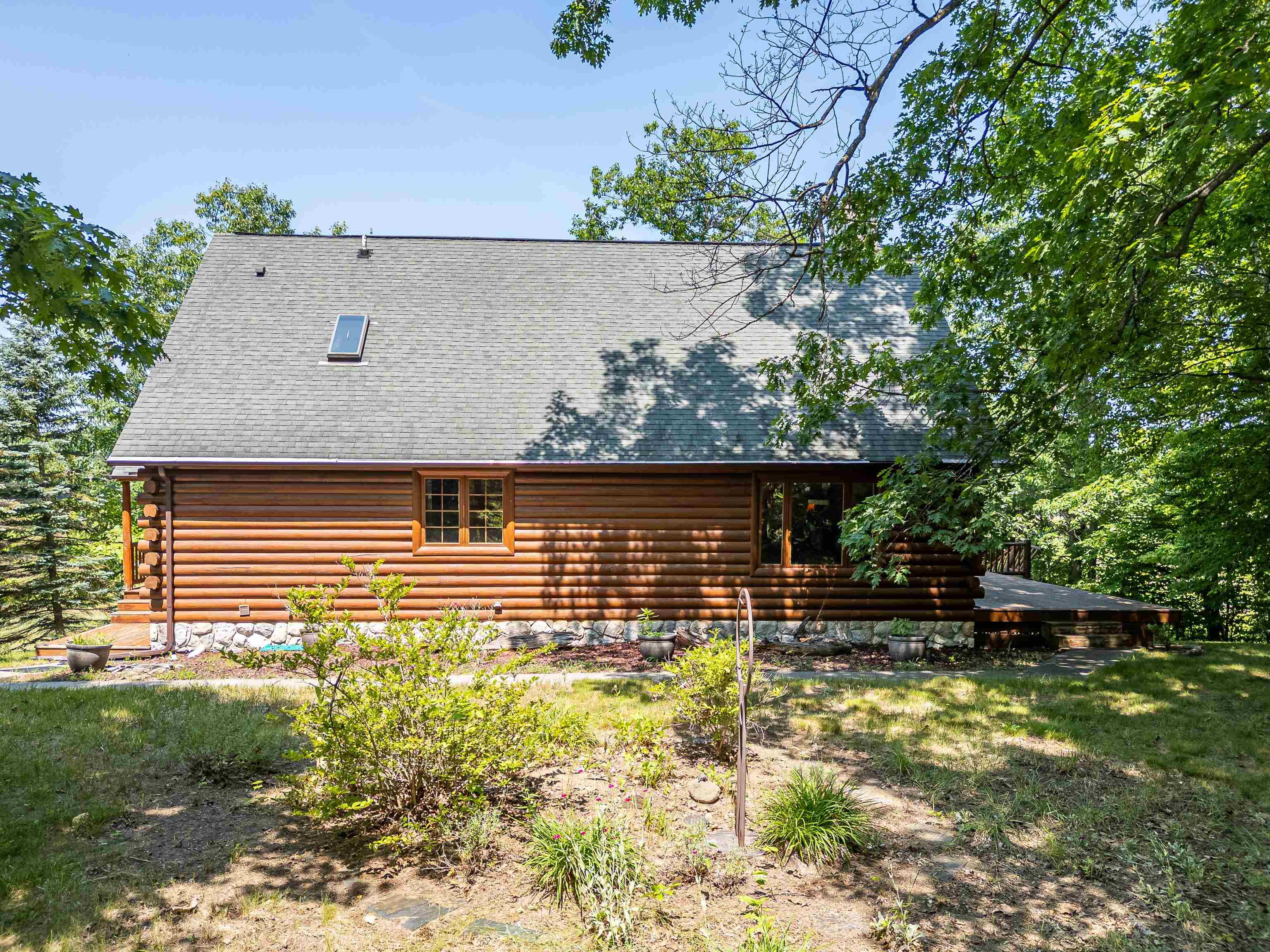 property viewer photo 15