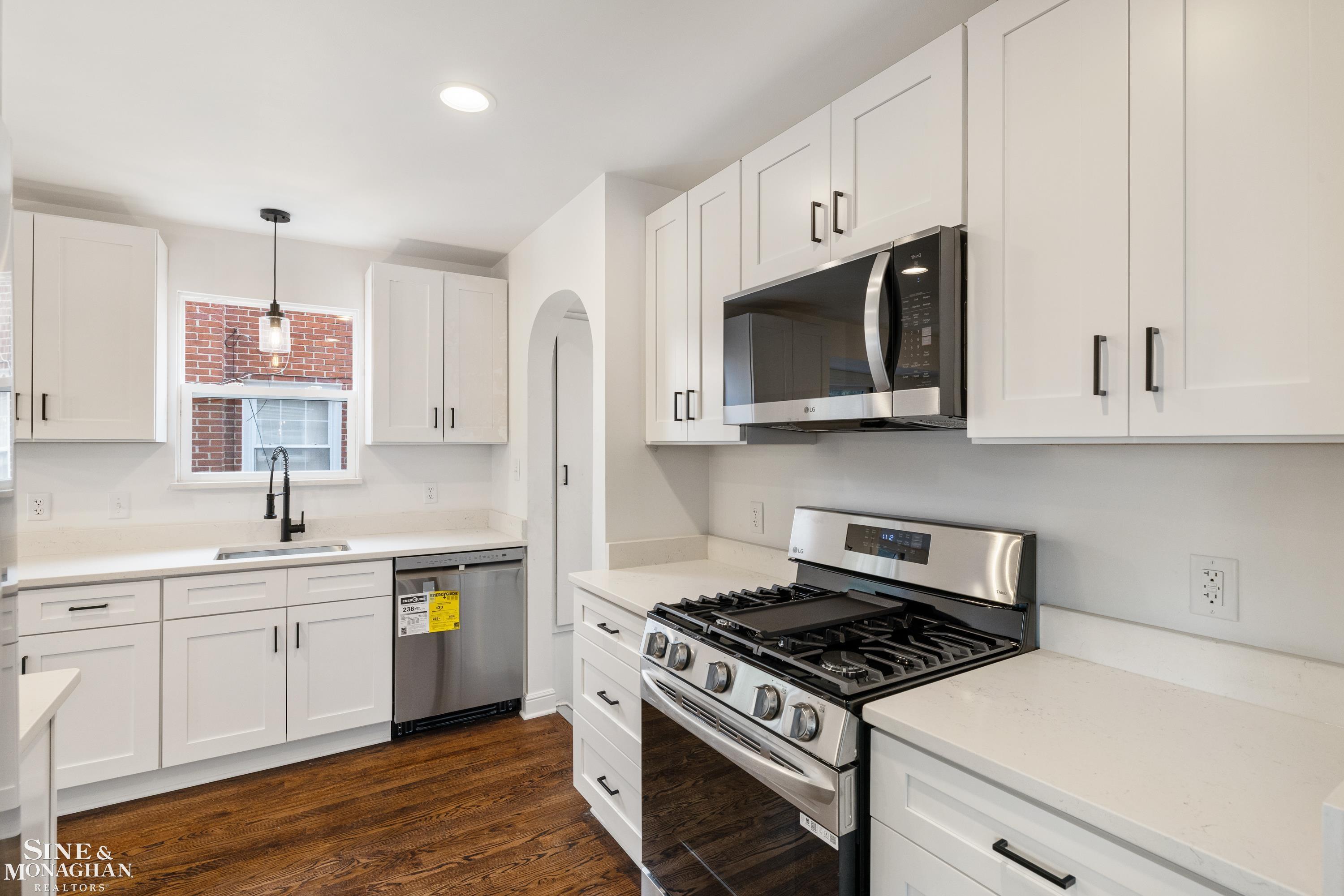 property viewer photo 10