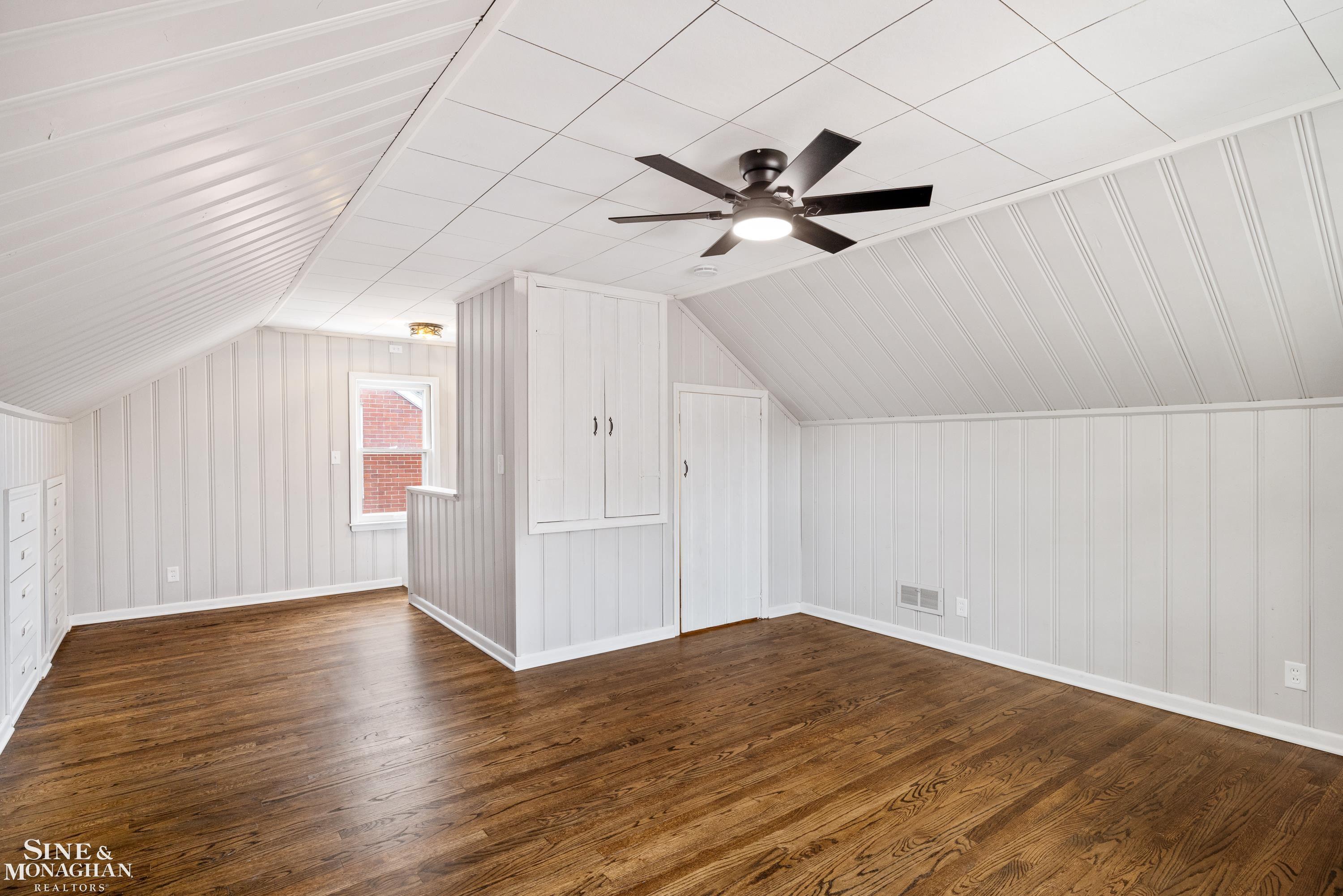 property viewer photo 28