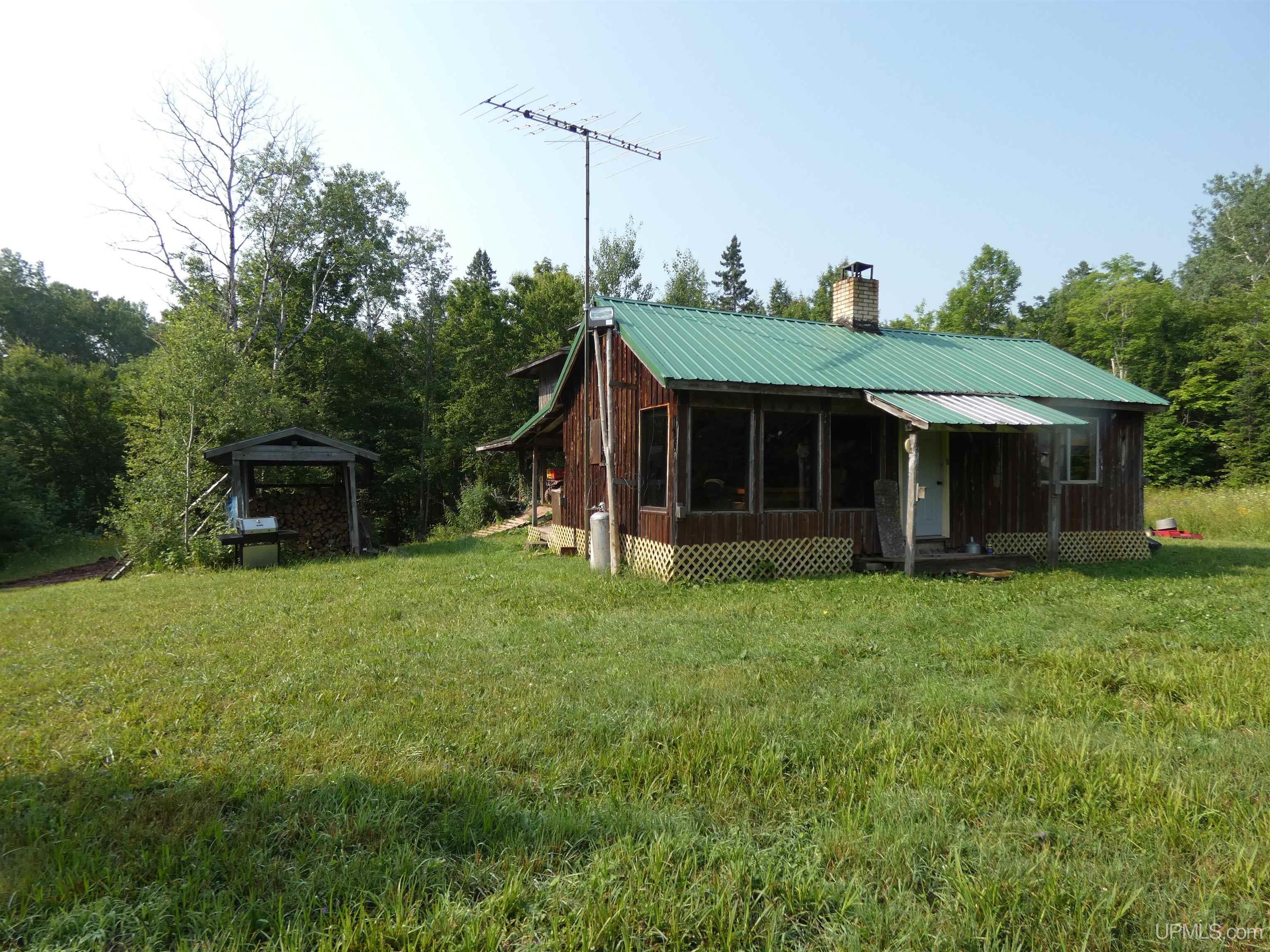 main property photo 4