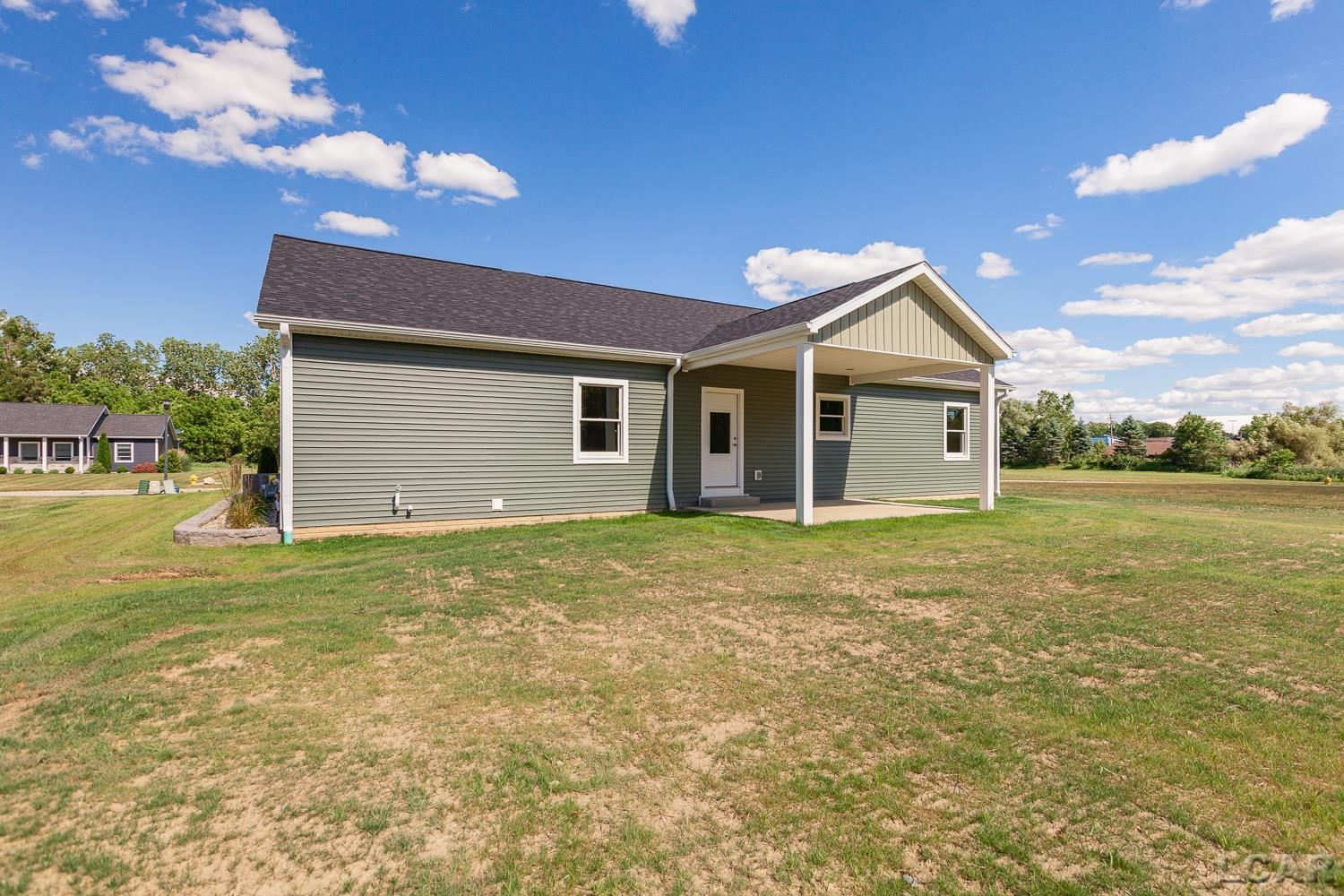 main property photo 32