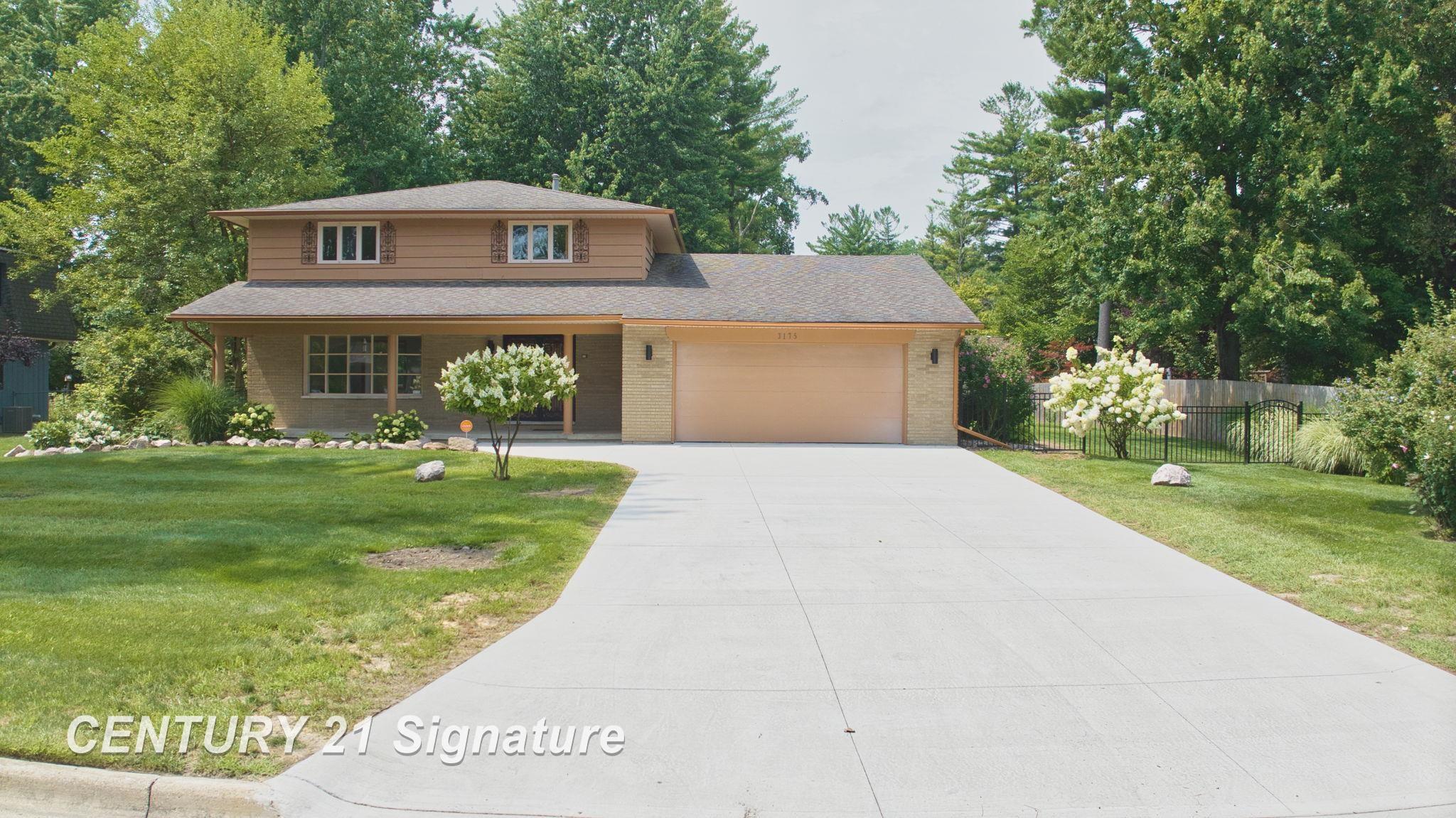 main property photo 0