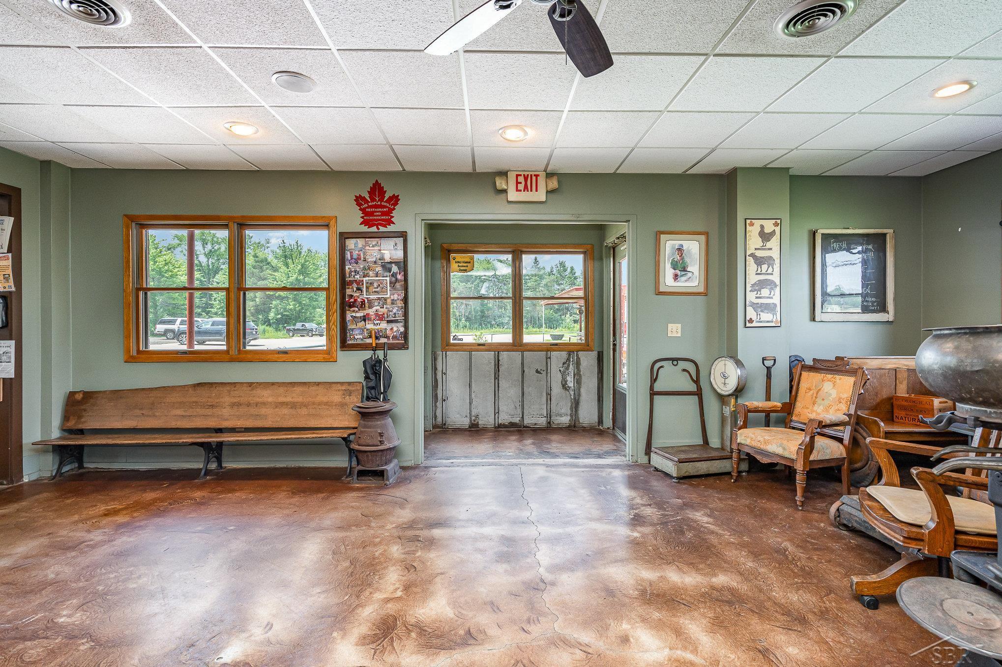 main property photo 7