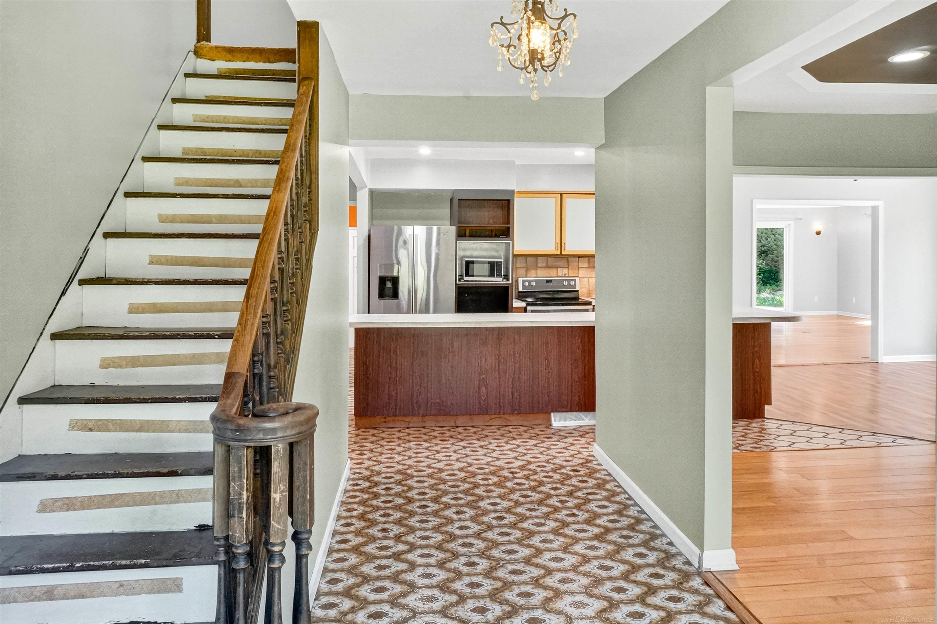 property viewer photo 10