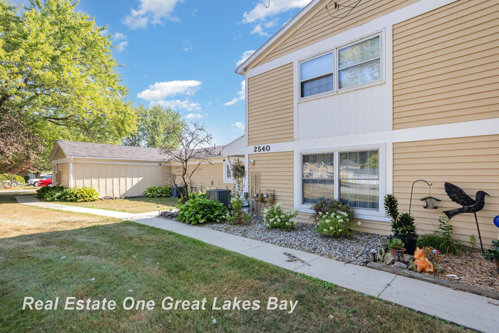 main property photo 0