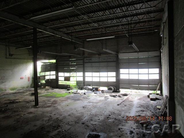 main property photo 19