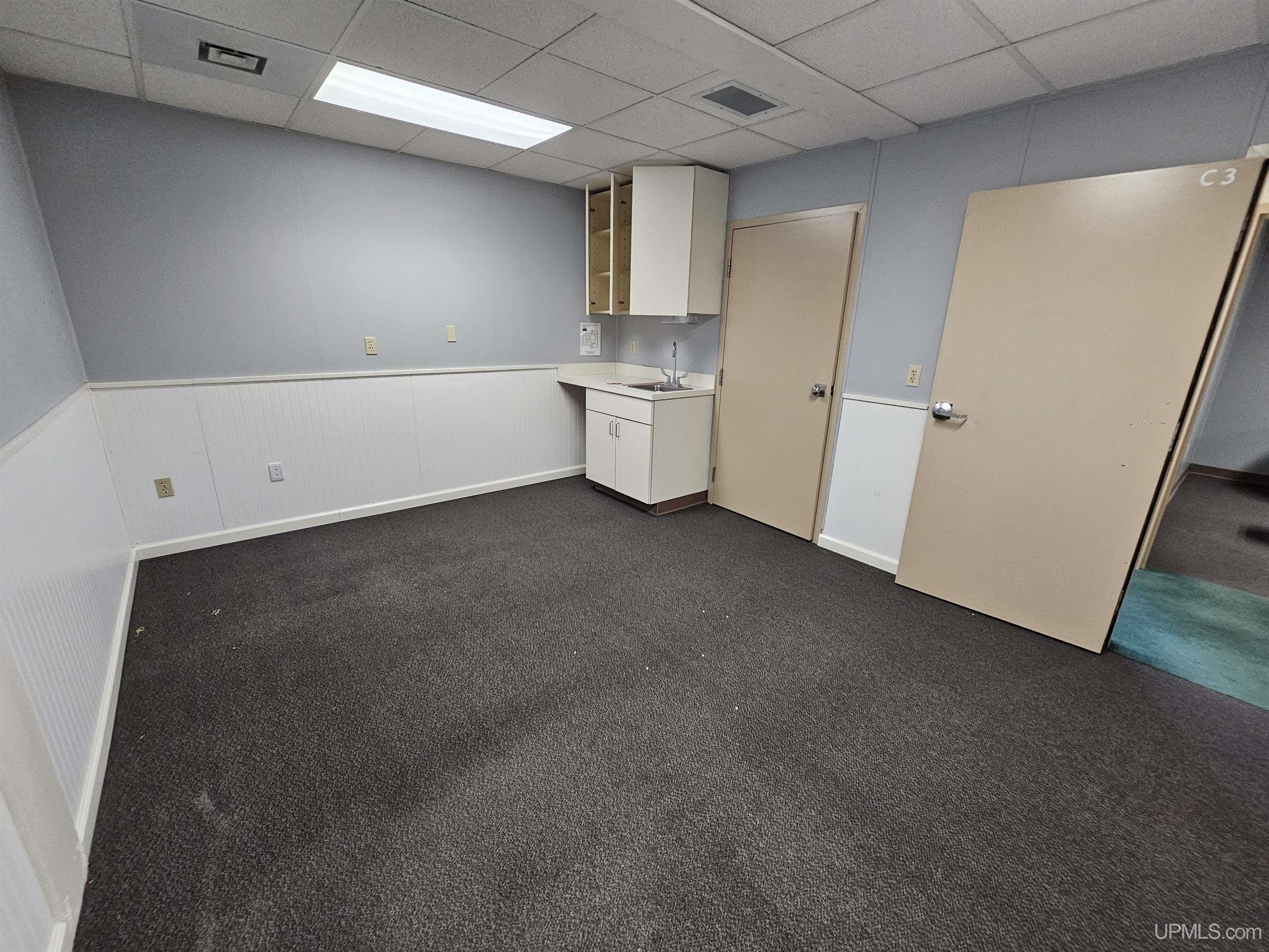 main property photo 76
