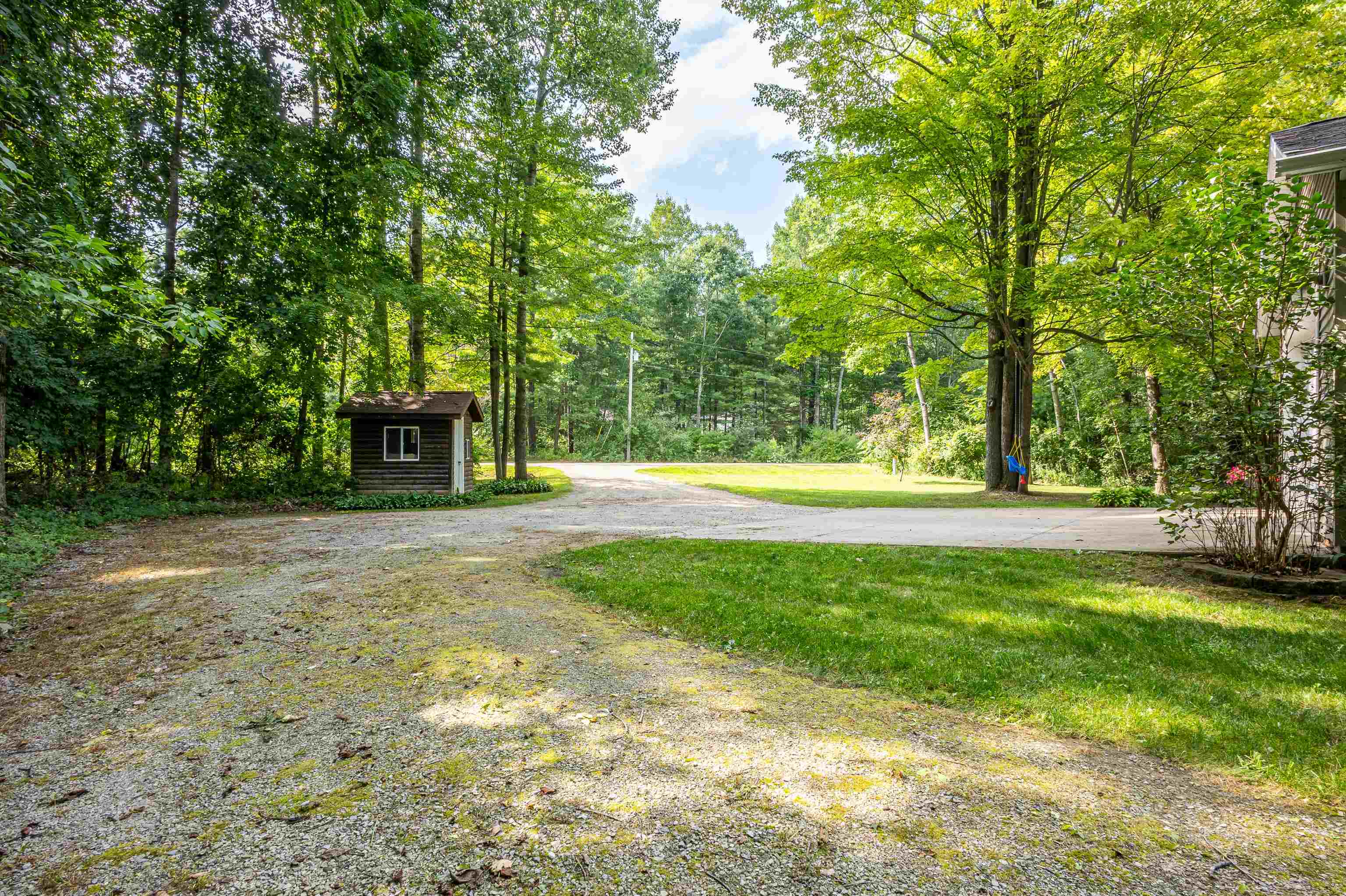 property viewer photo 13