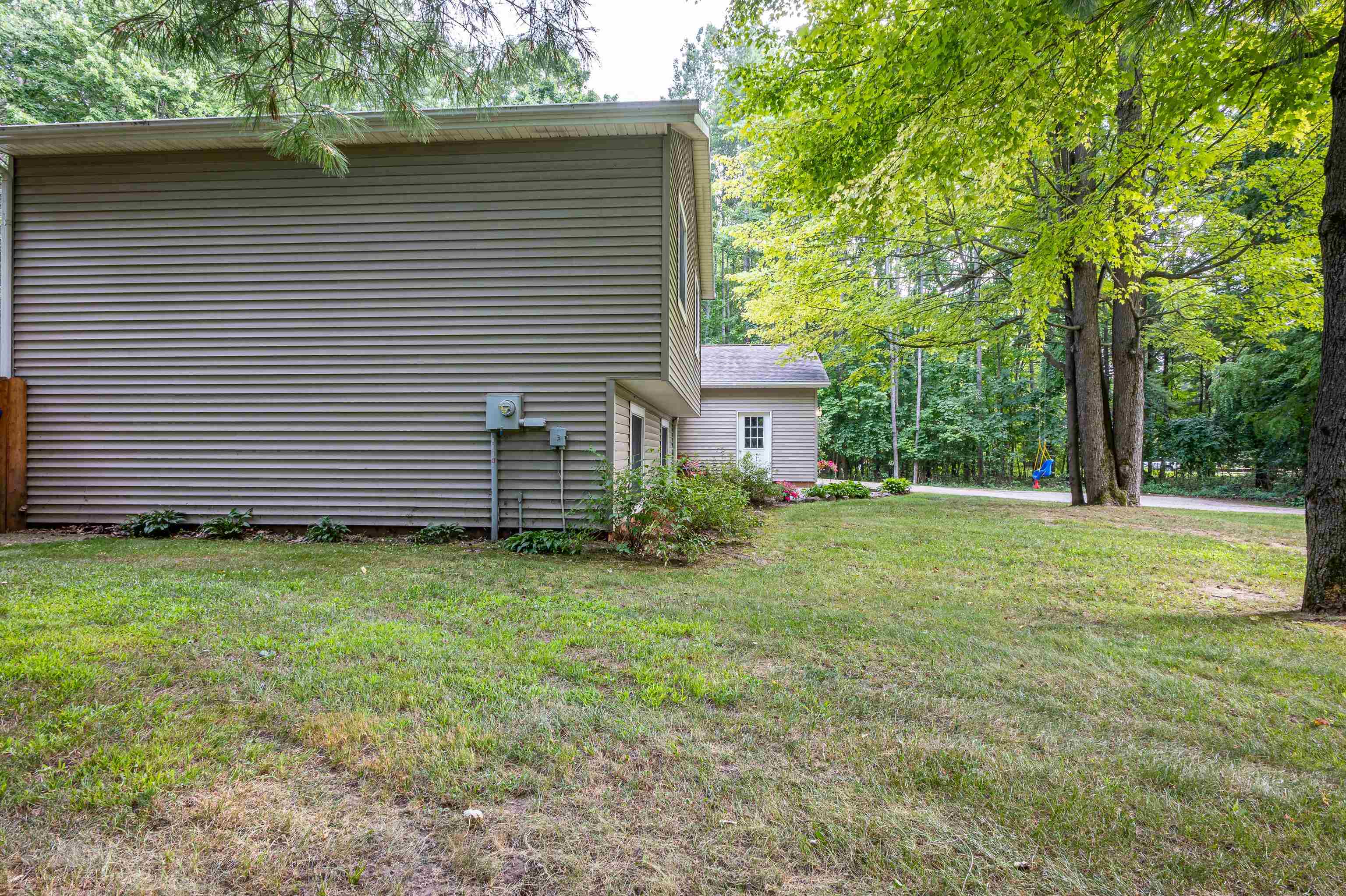 property viewer photo 6
