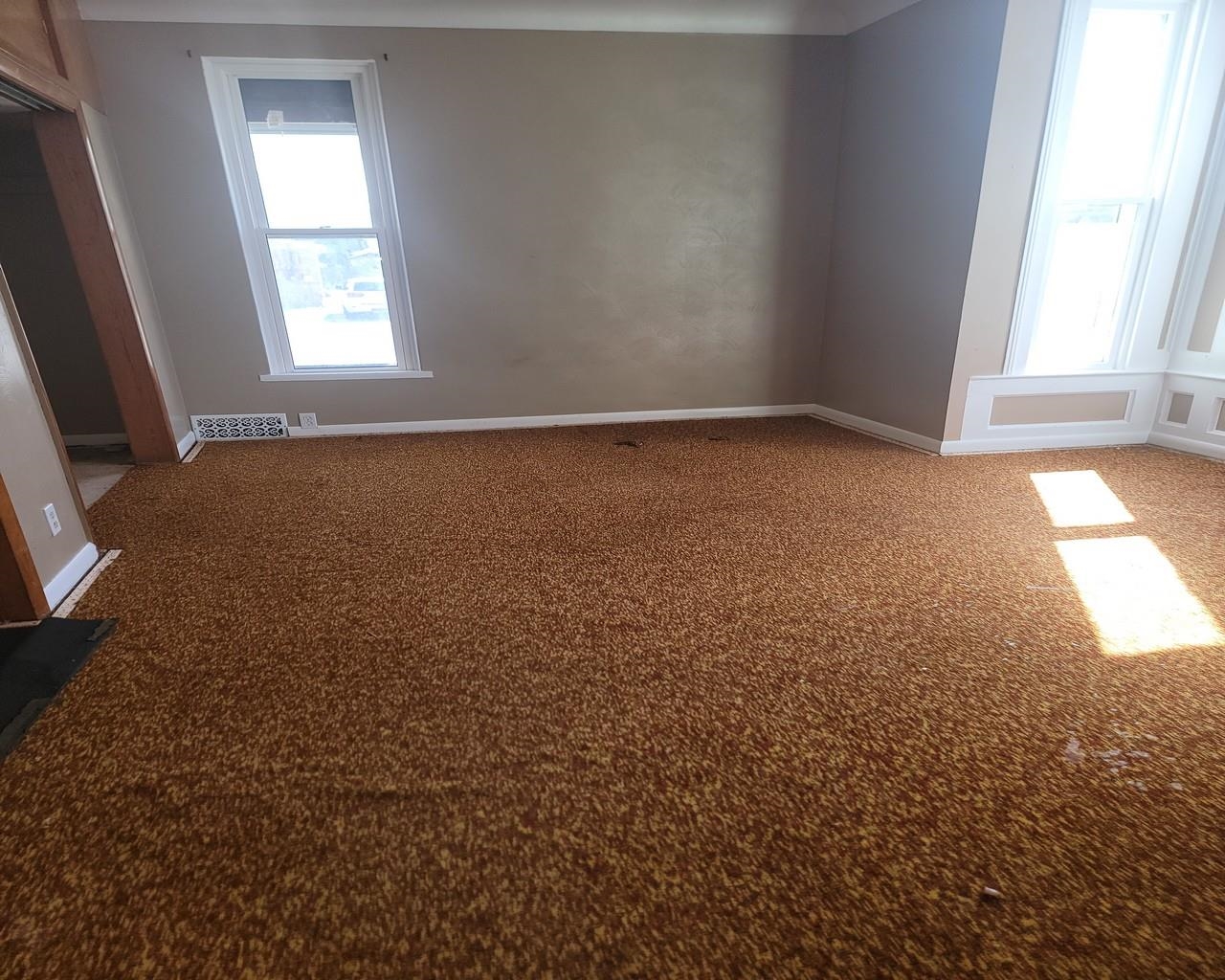 property viewer photo 16