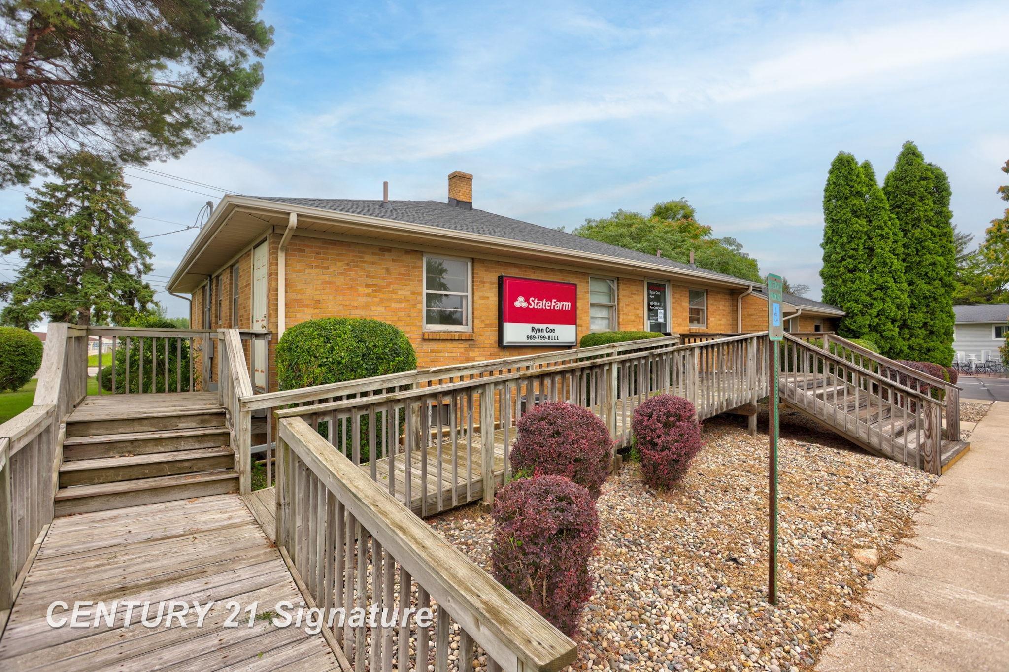 main property photo 29