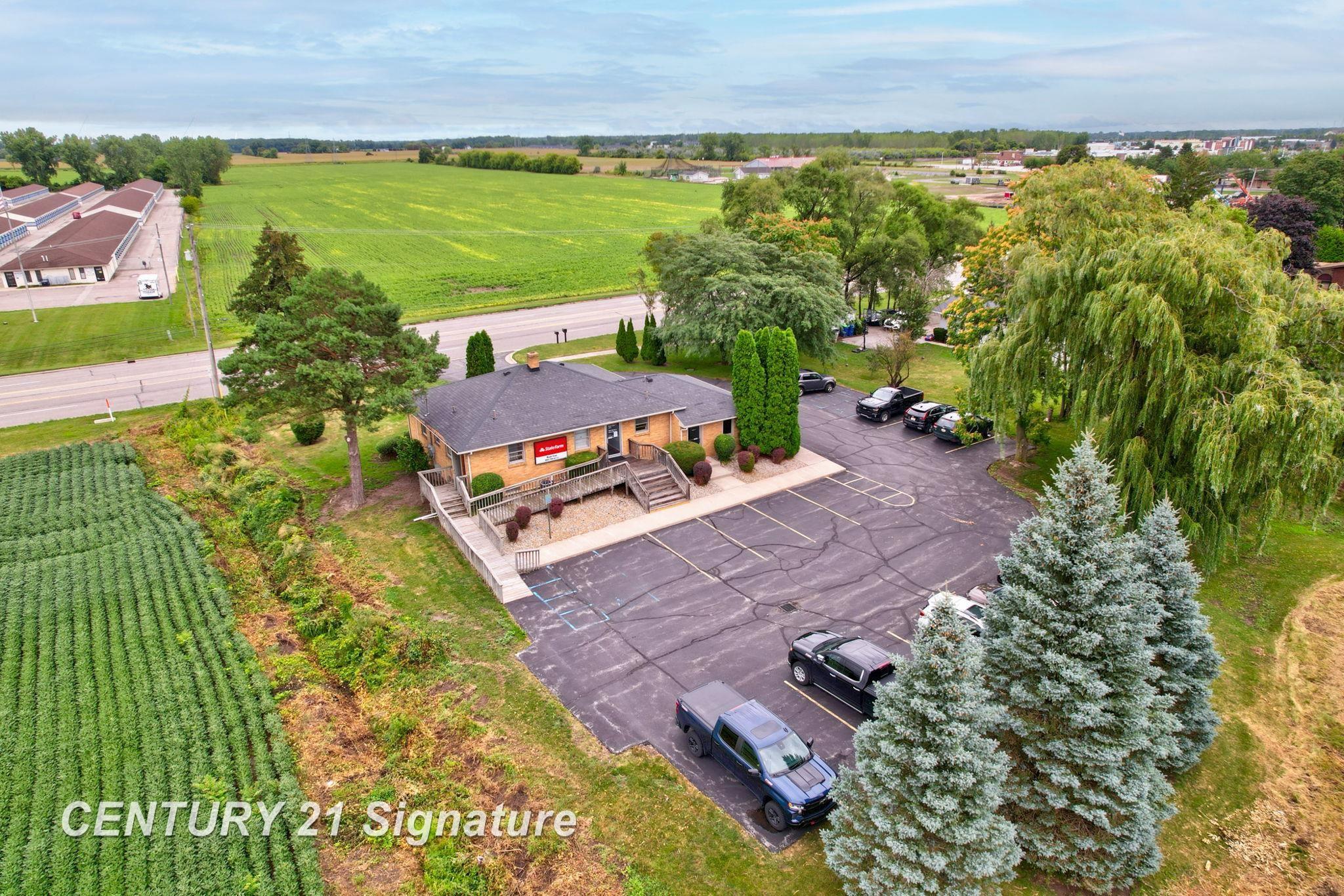 main property photo 38
