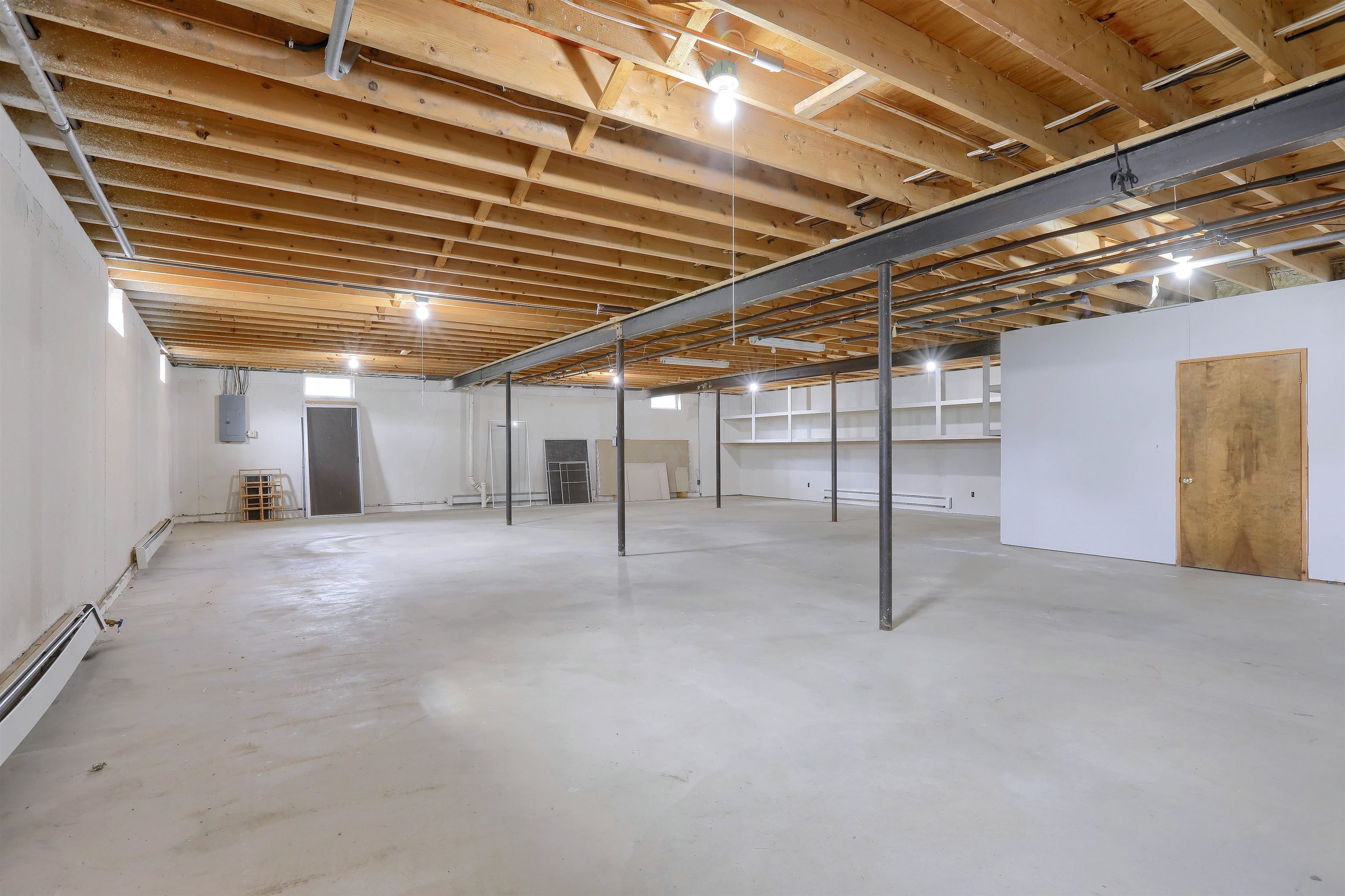 main property photo 34