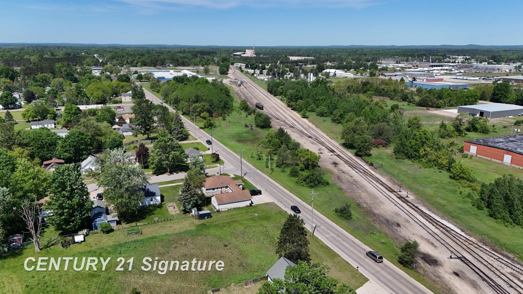 main property photo 18