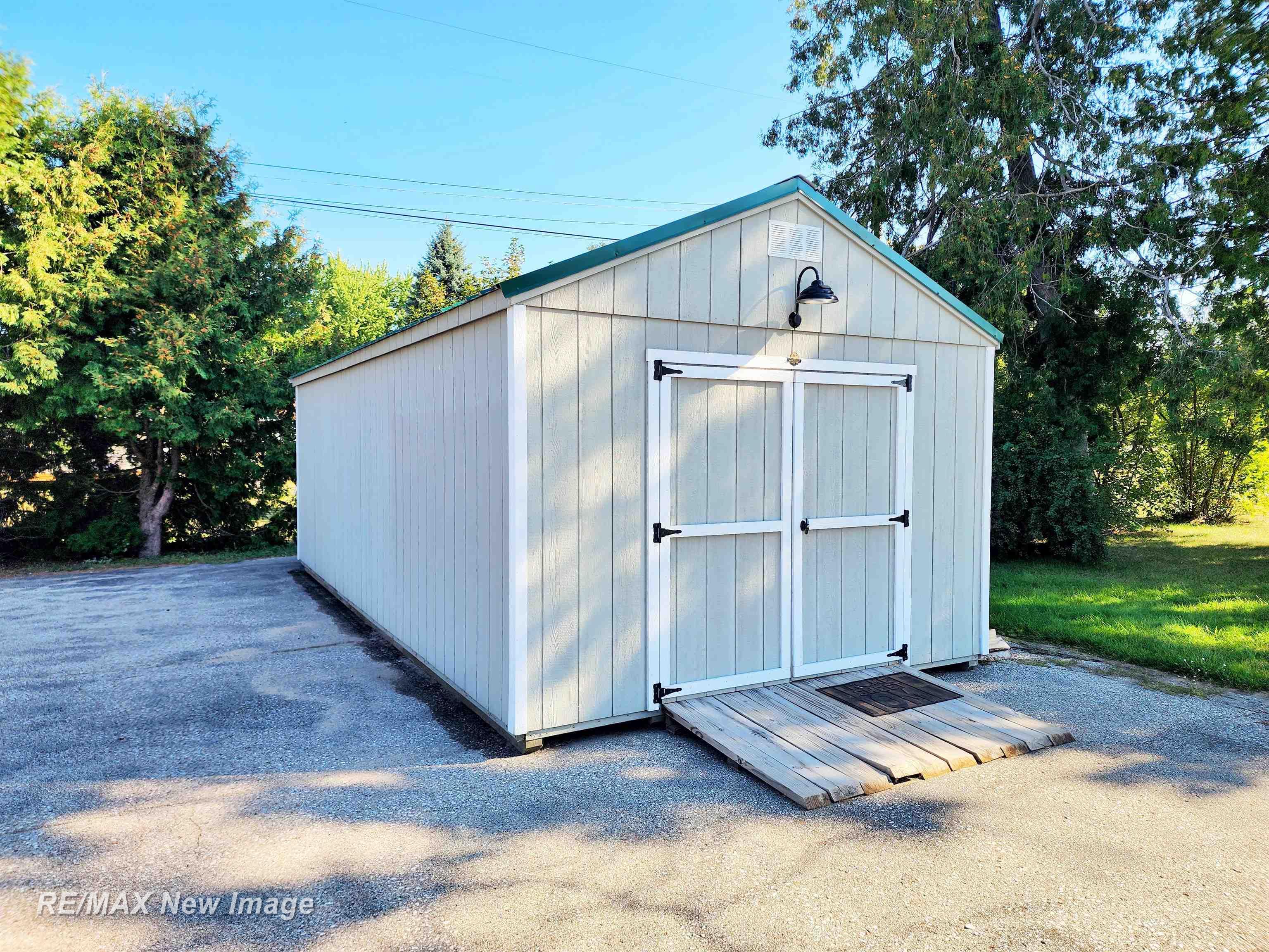 main property photo 83