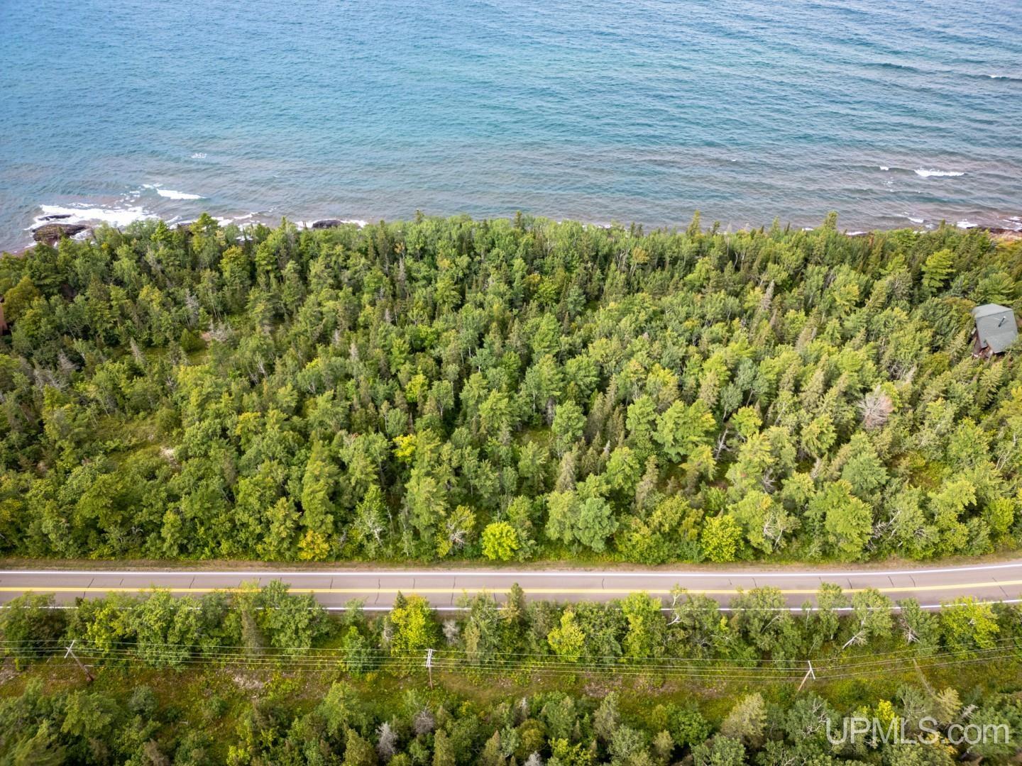 main property photo 30