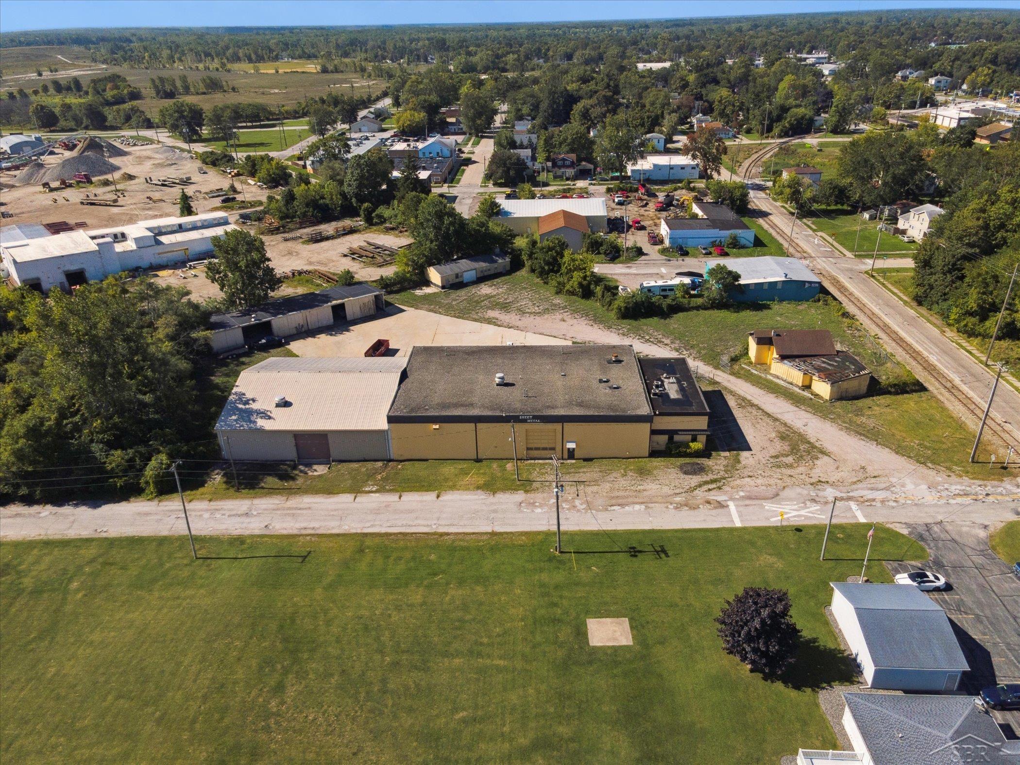 main property photo 65