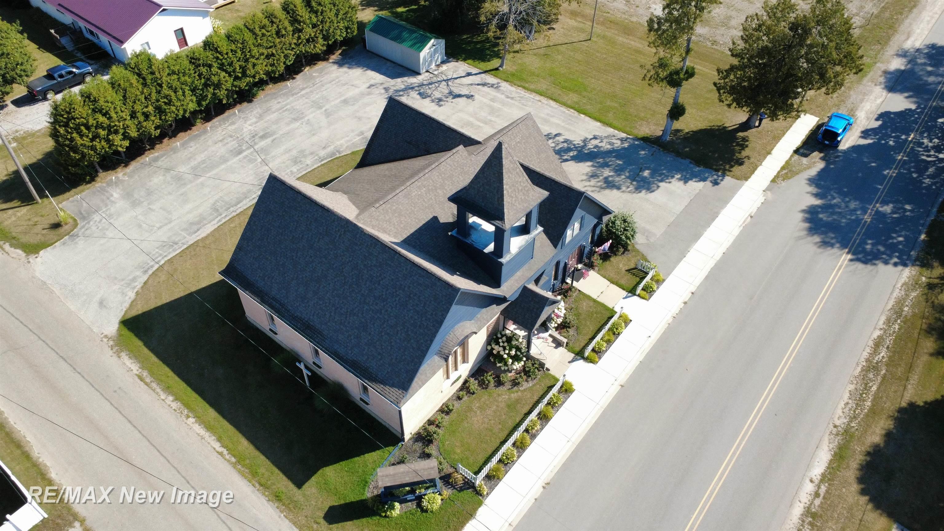 main property photo 5