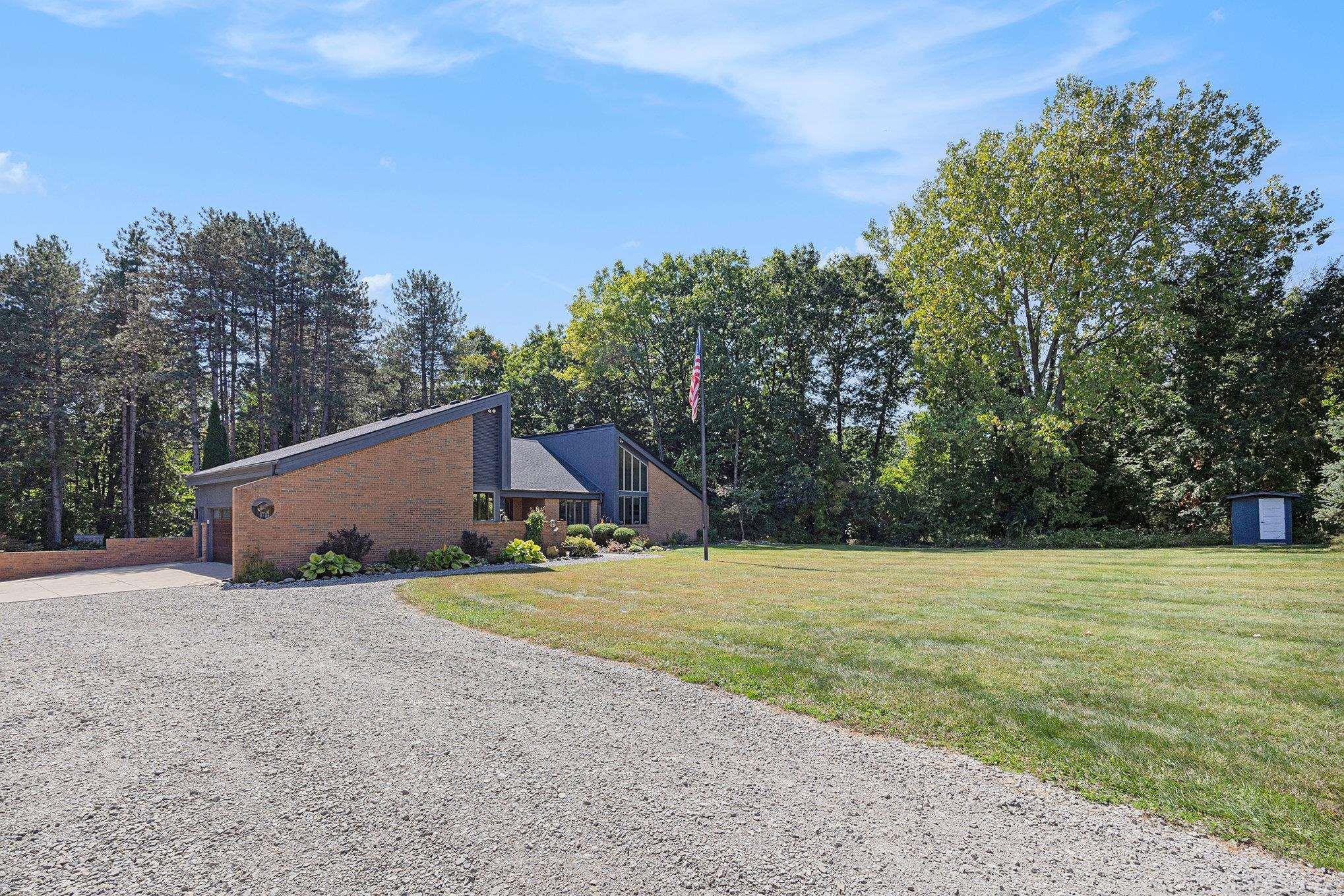 property viewer photo 2