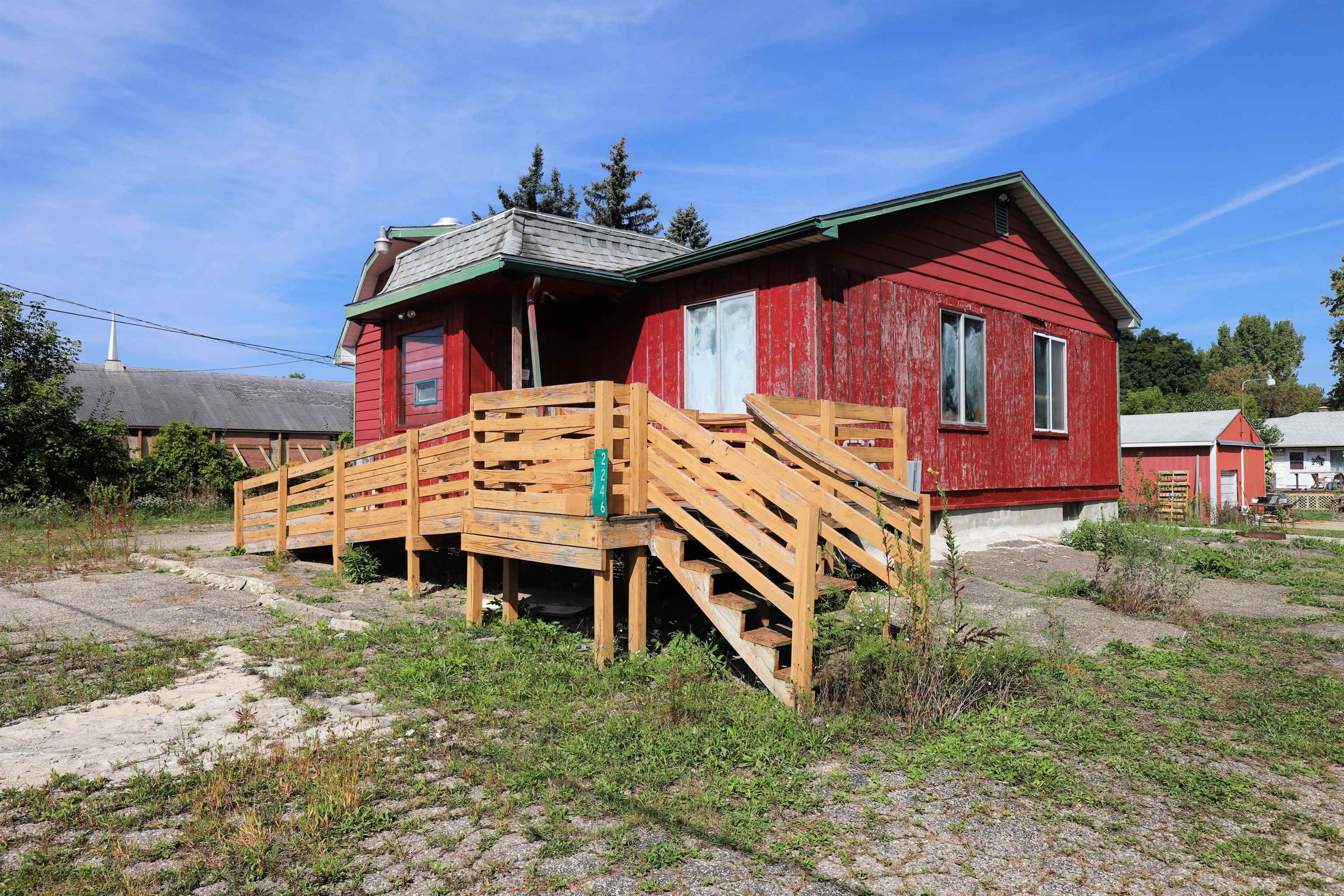main property photo 2