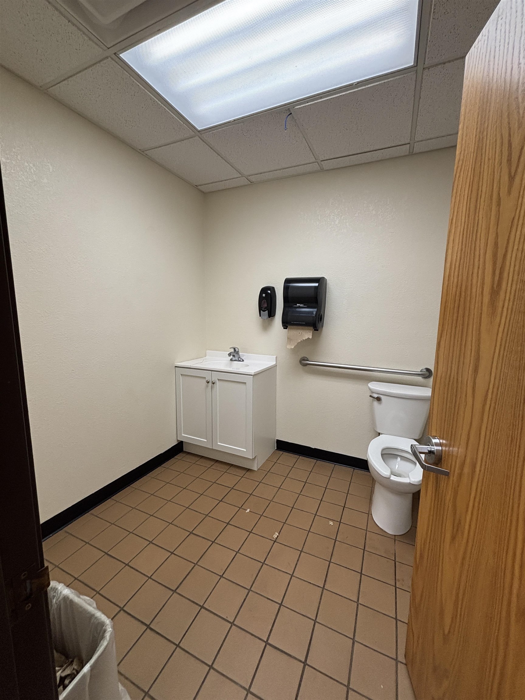 main property photo 77