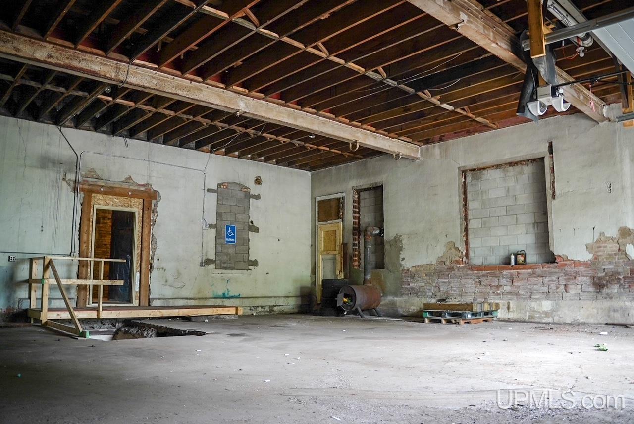 main property photo 15