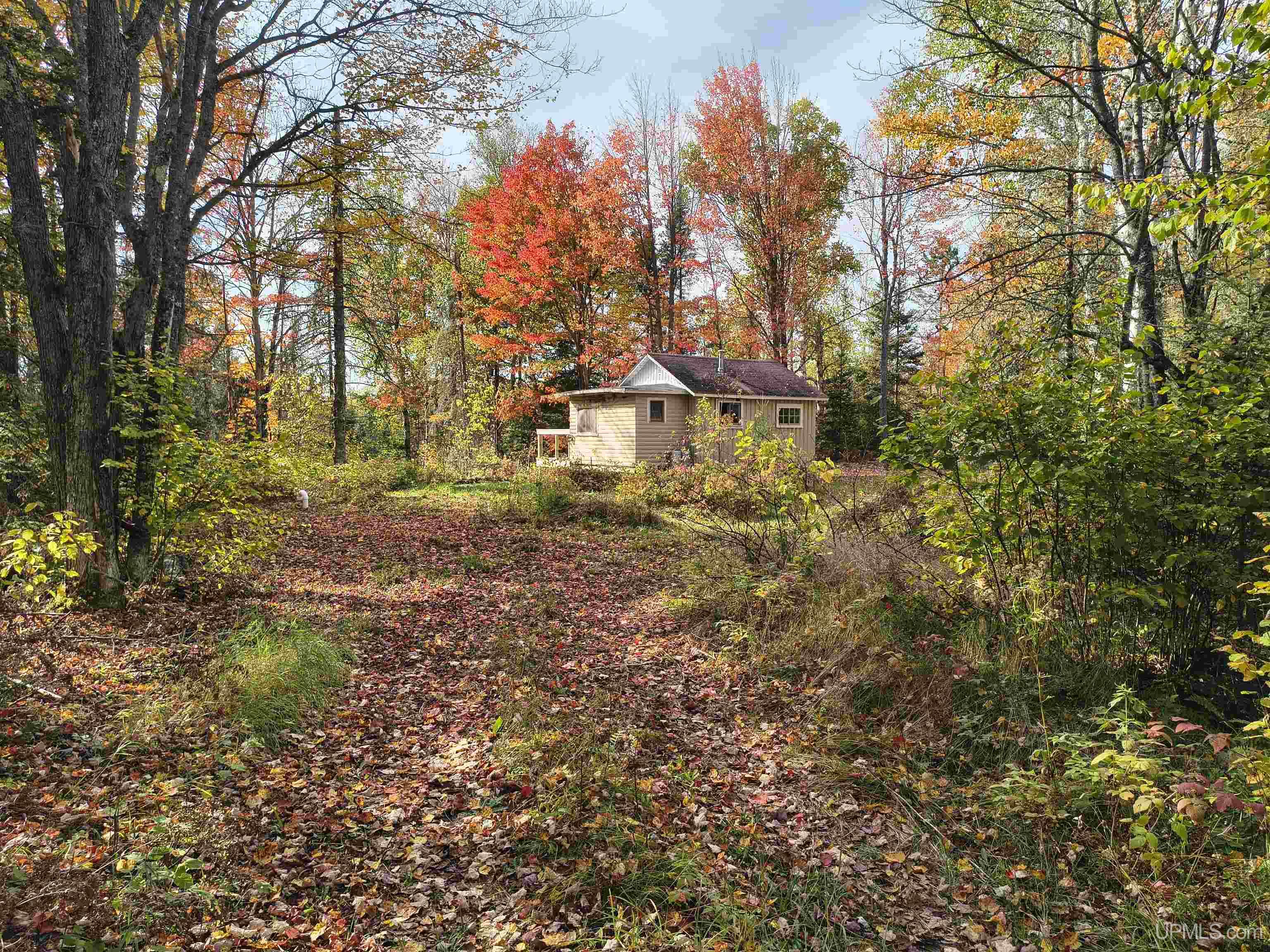 main property photo 24