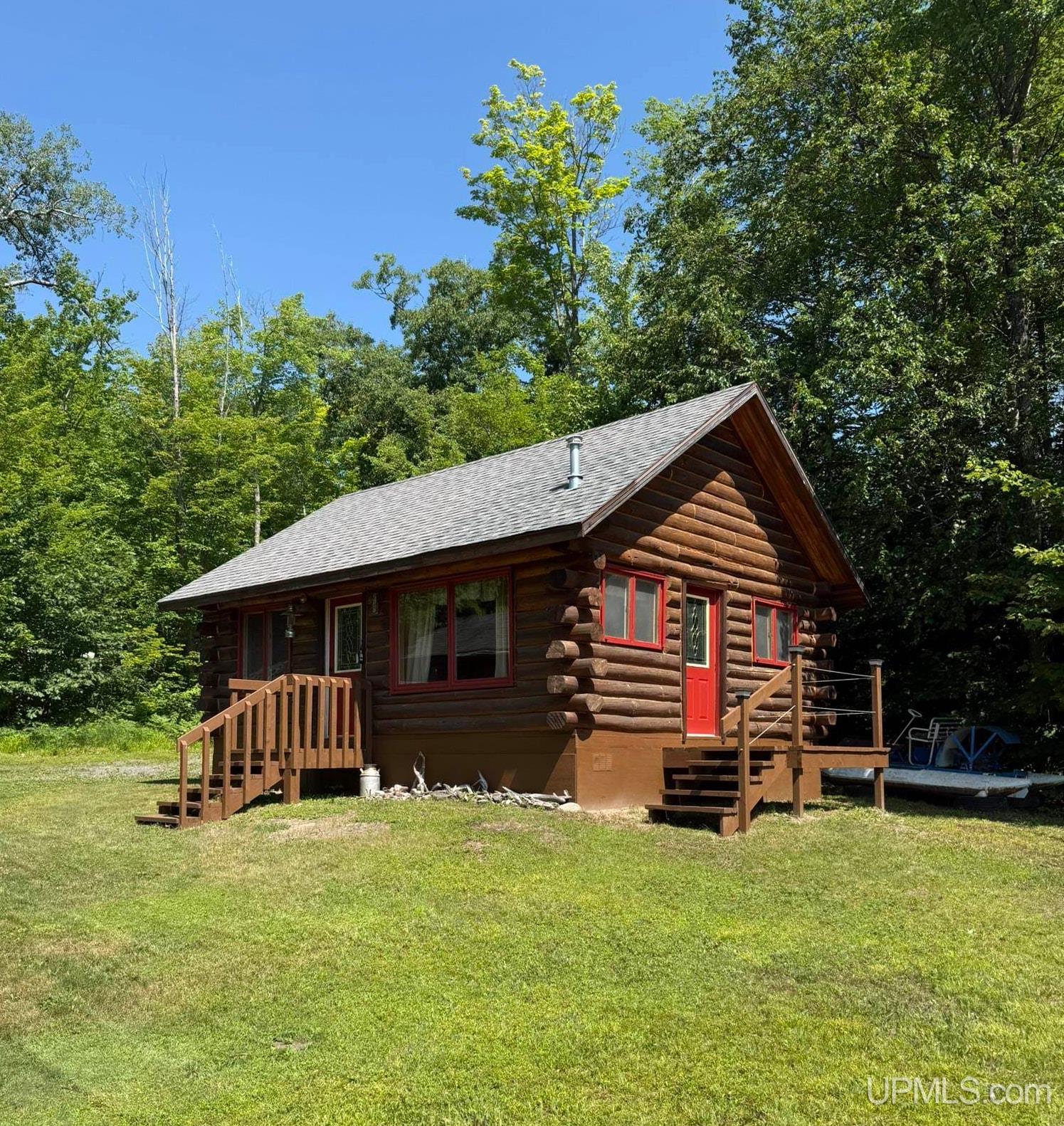 main property photo 5