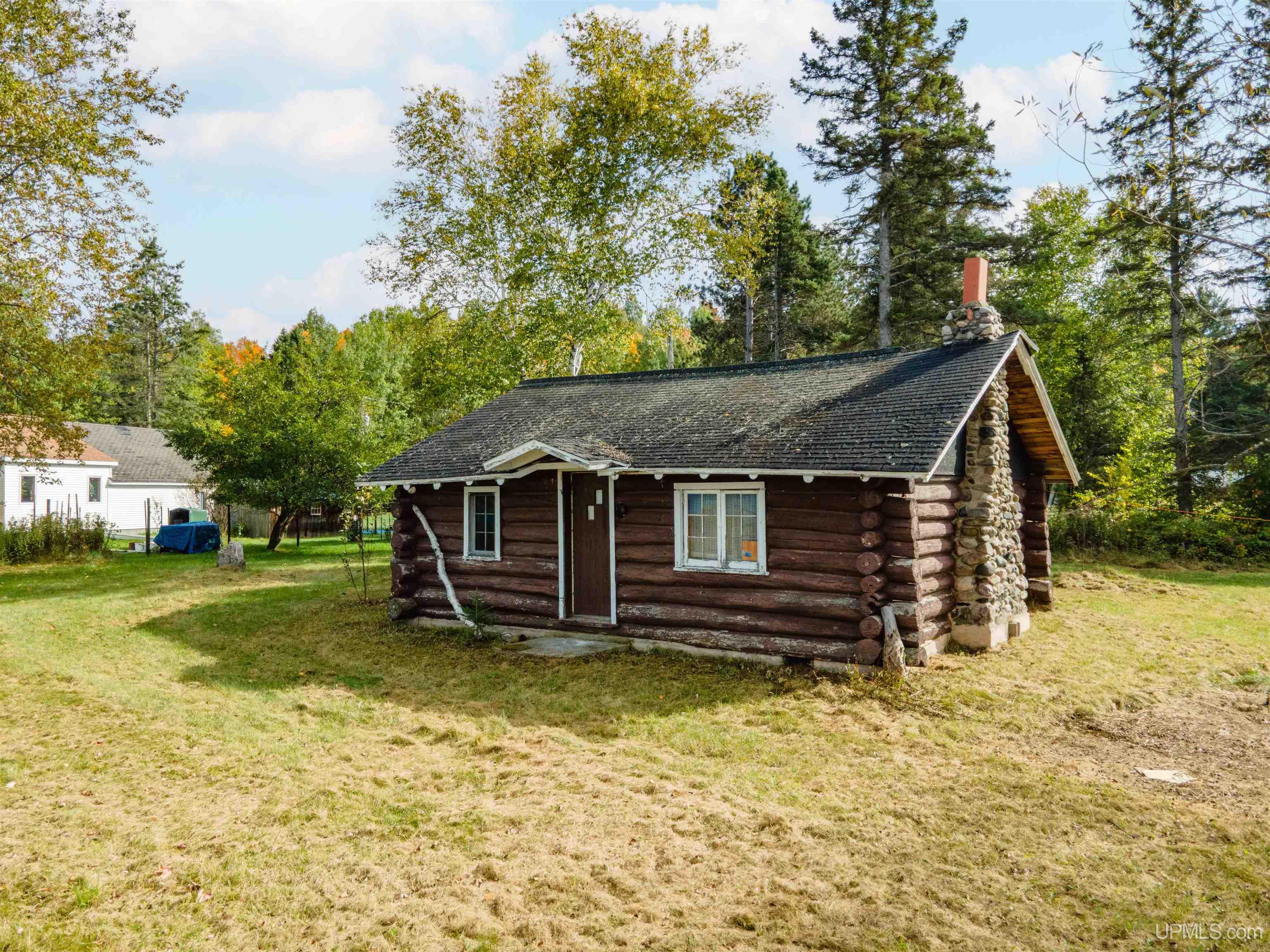 main property photo 14