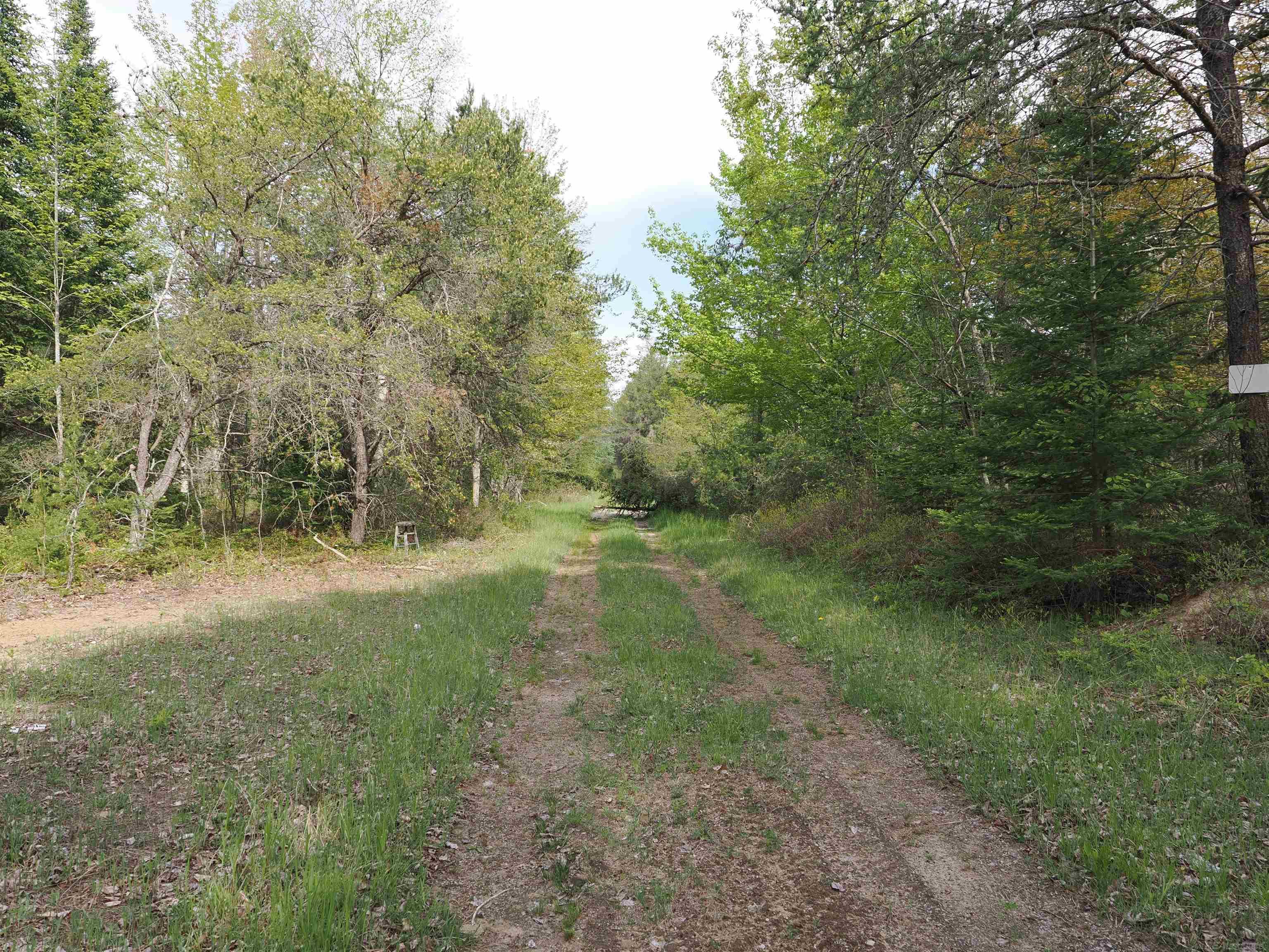 main property photo 50
