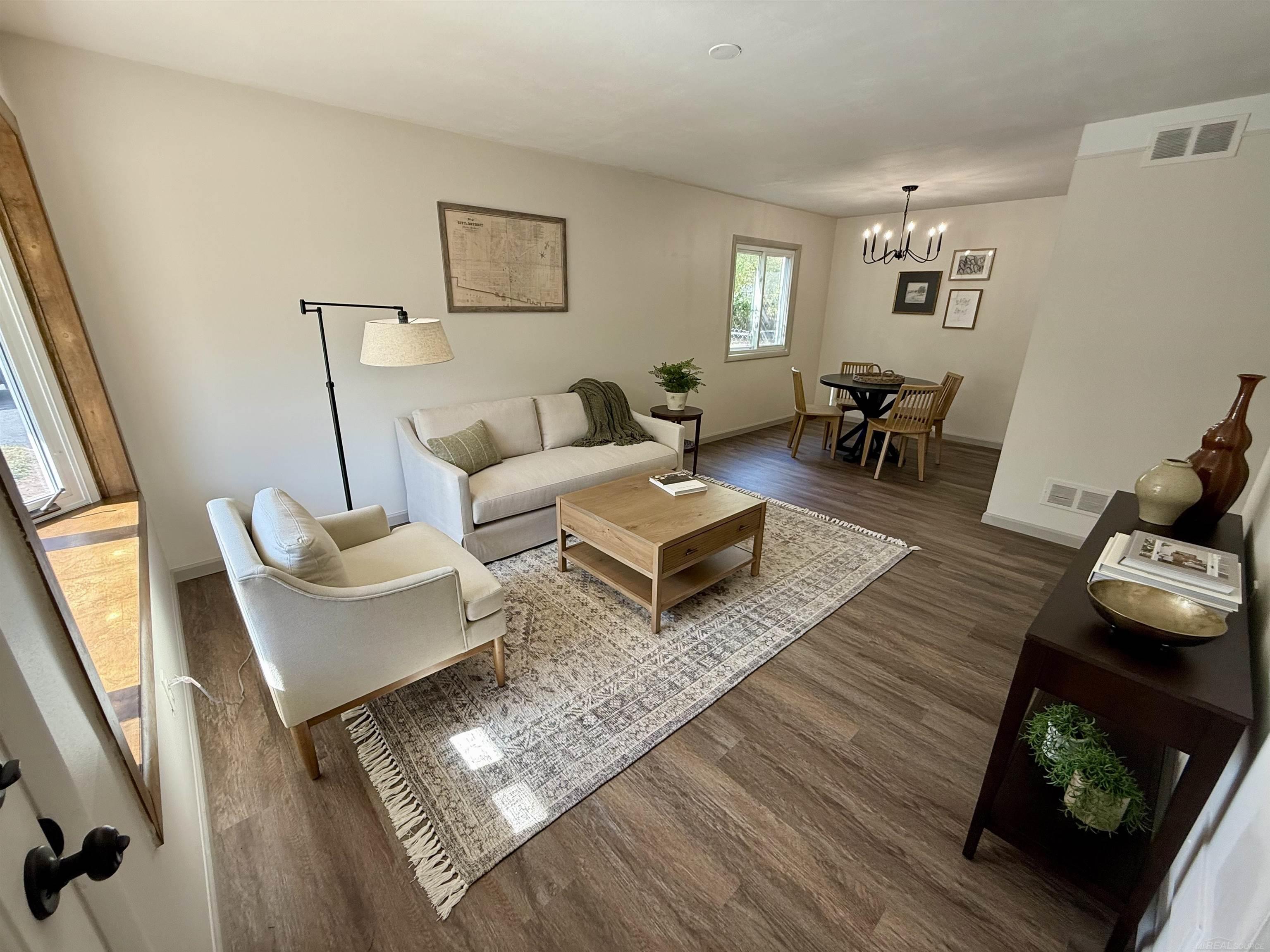 property viewer photo 2