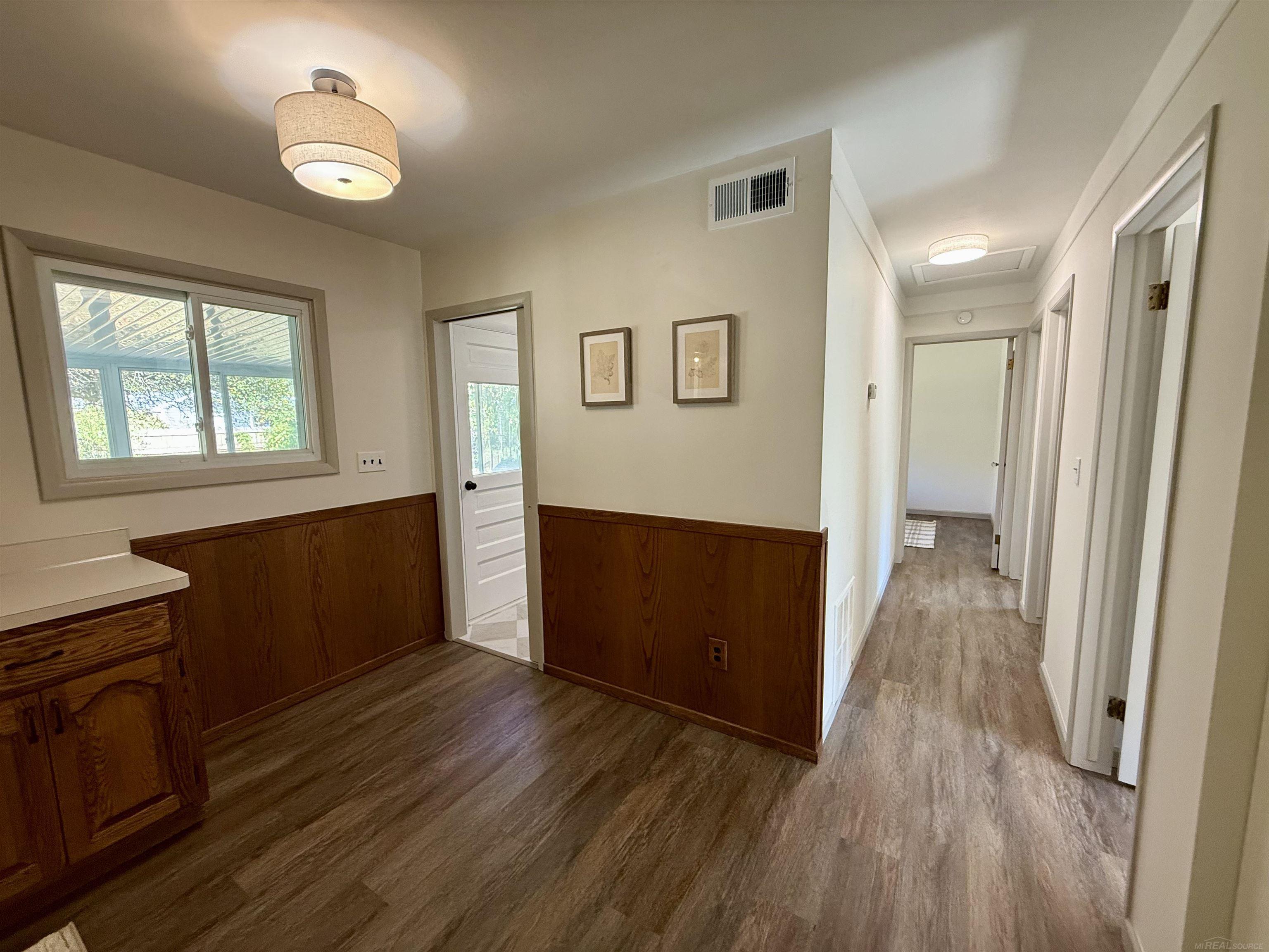 property viewer photo 20