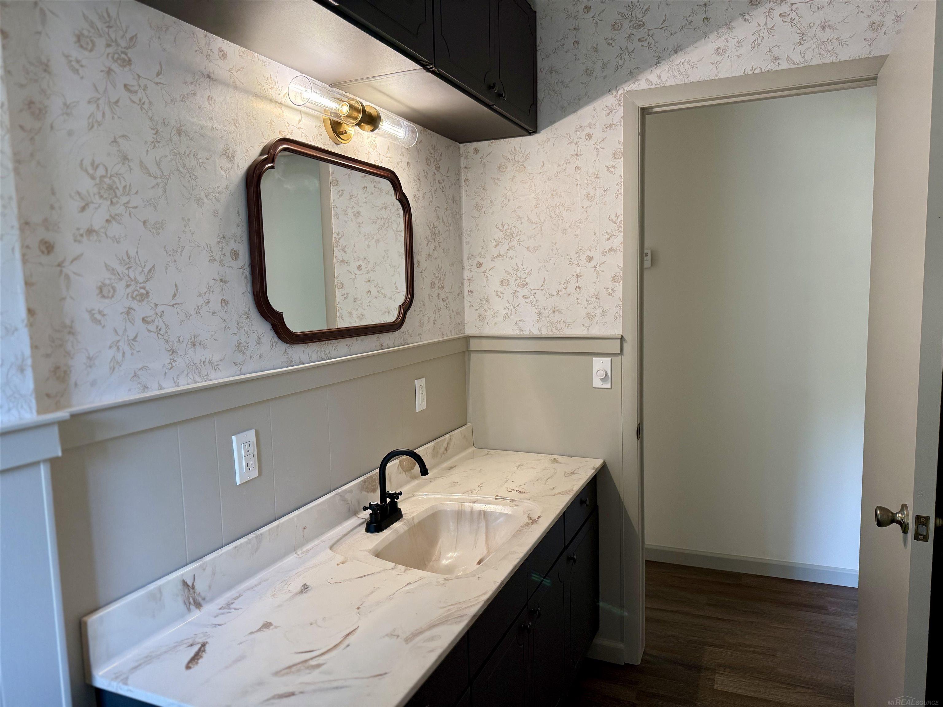 property viewer photo 38