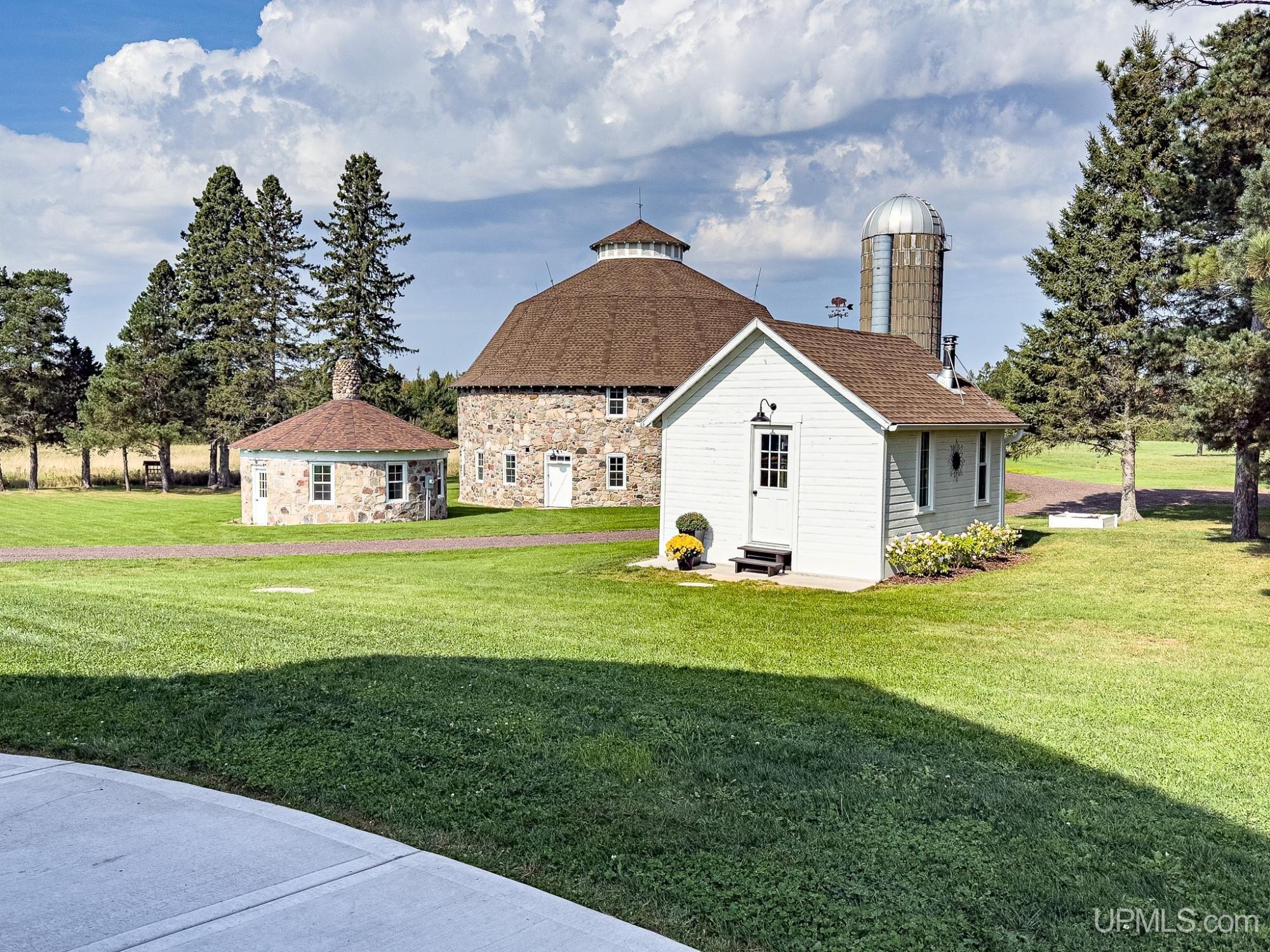 main property photo 57