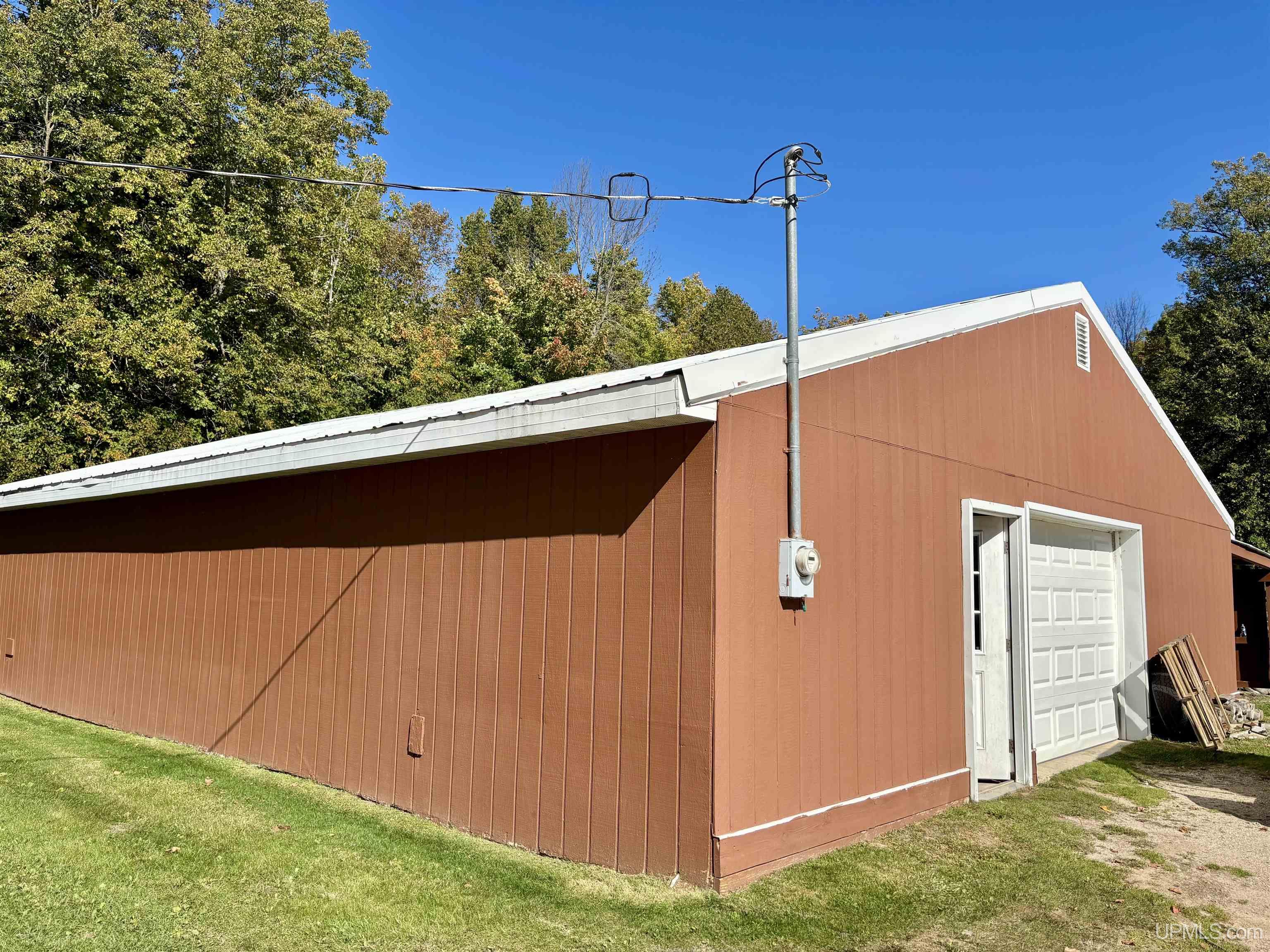main property photo 73
