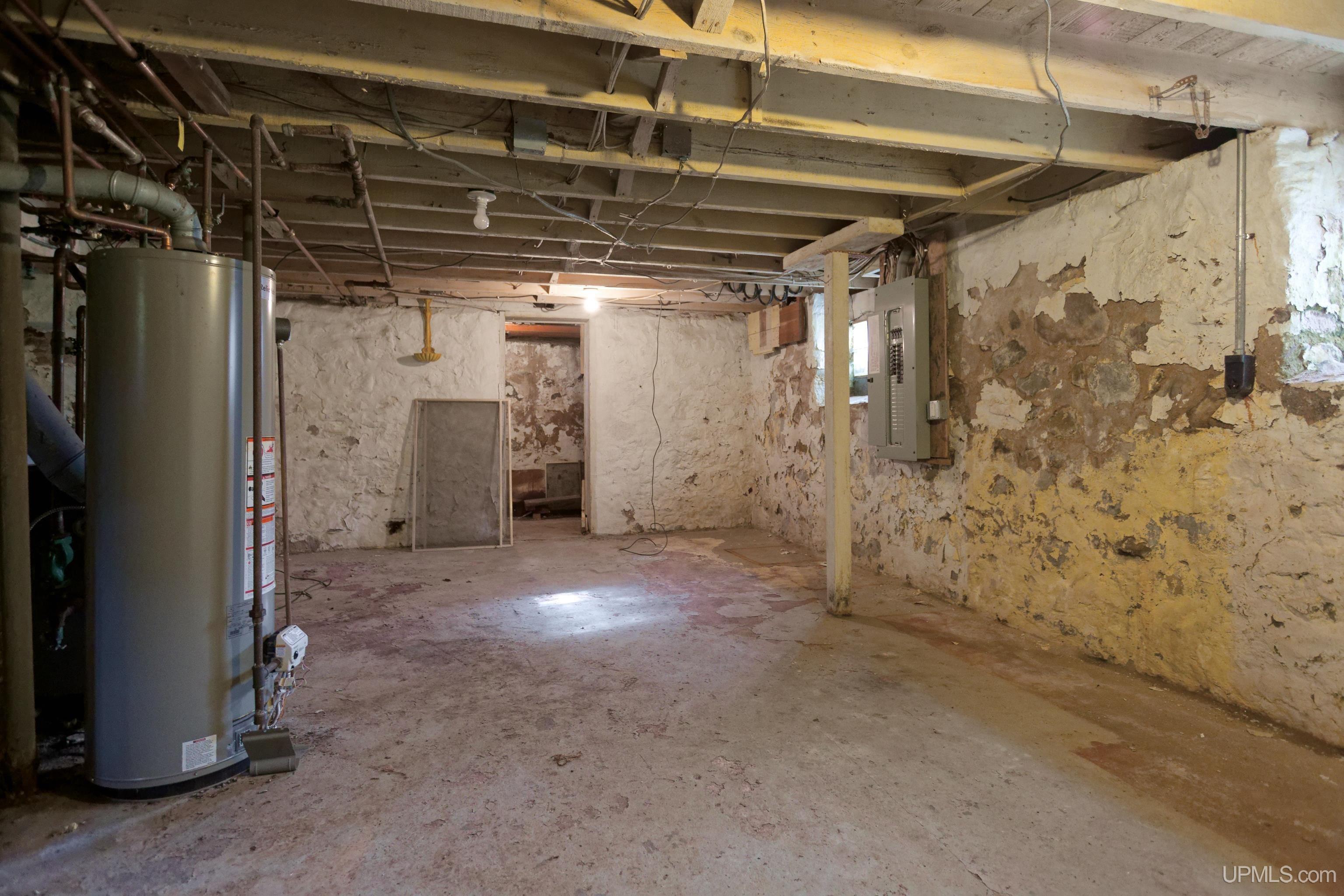 main property photo 47