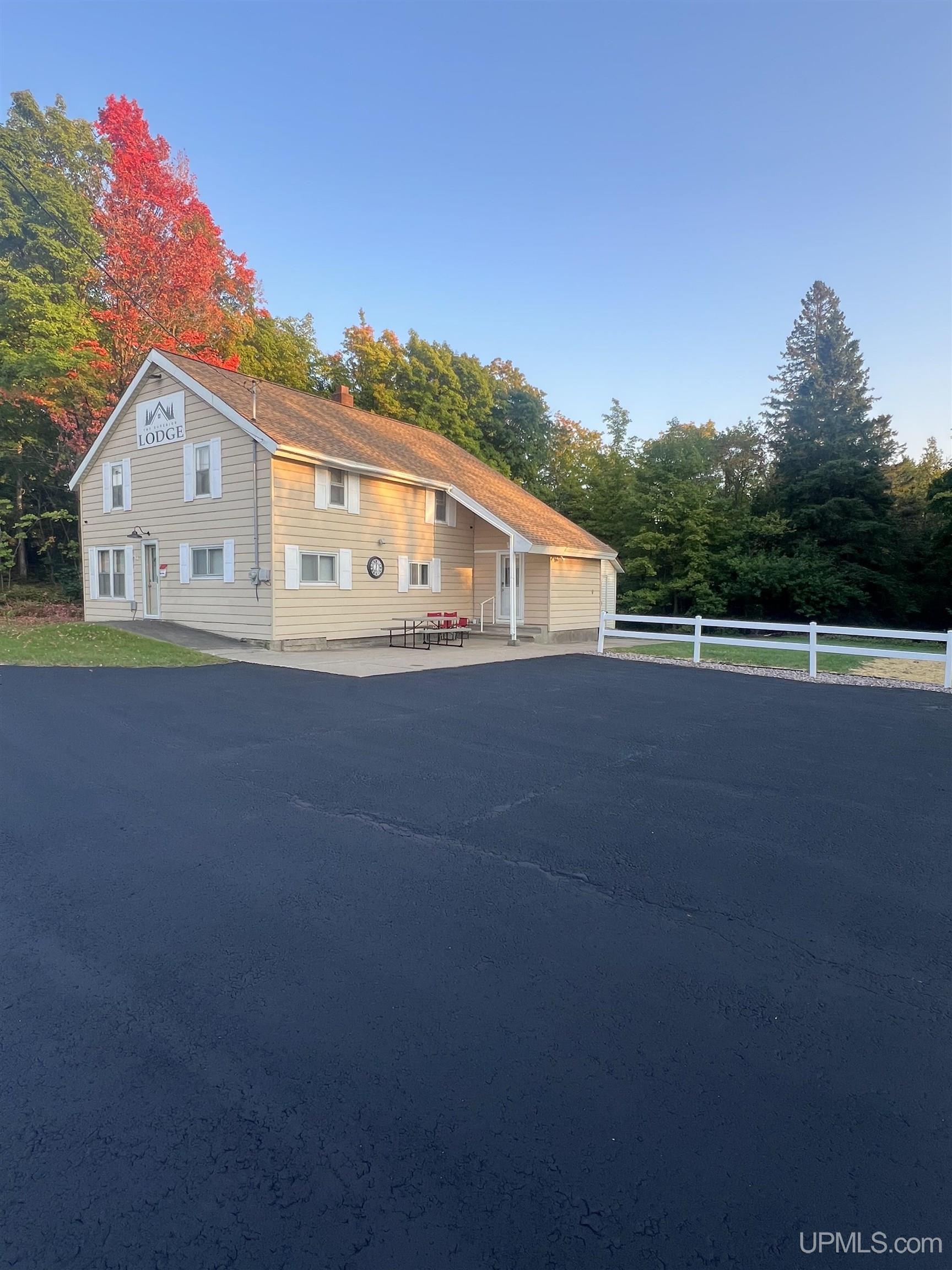 main property photo 38