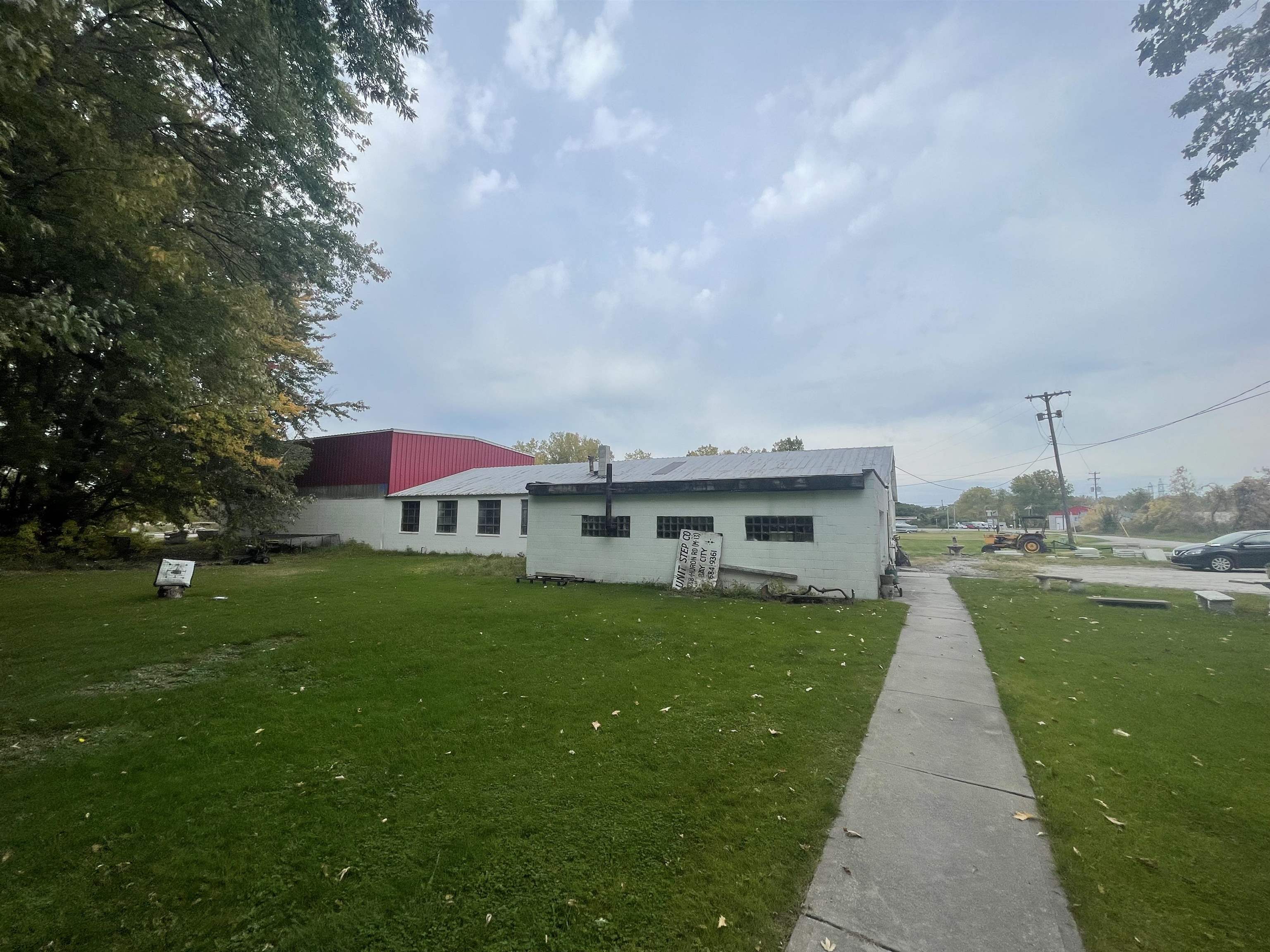 main property photo 16