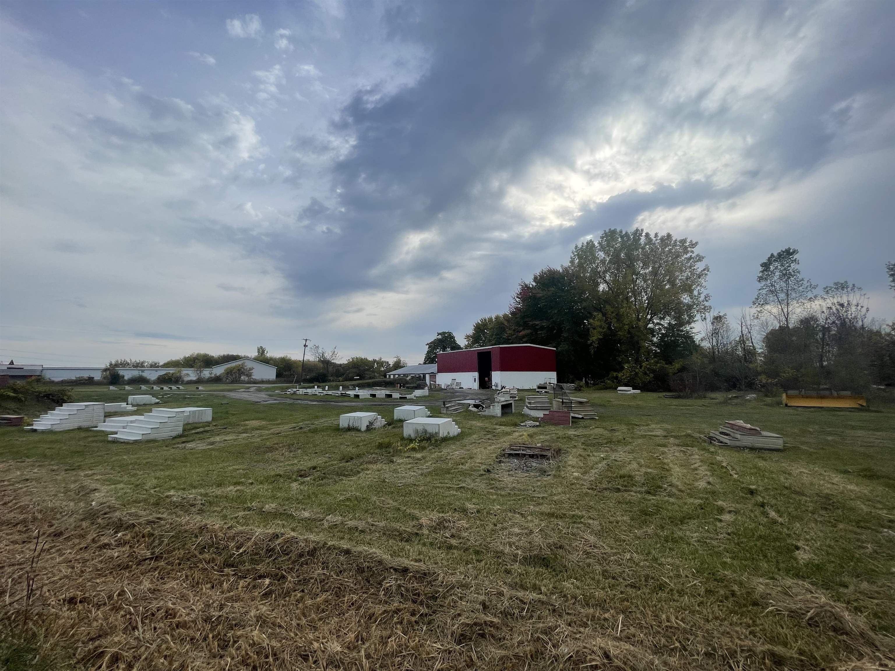 main property photo 26