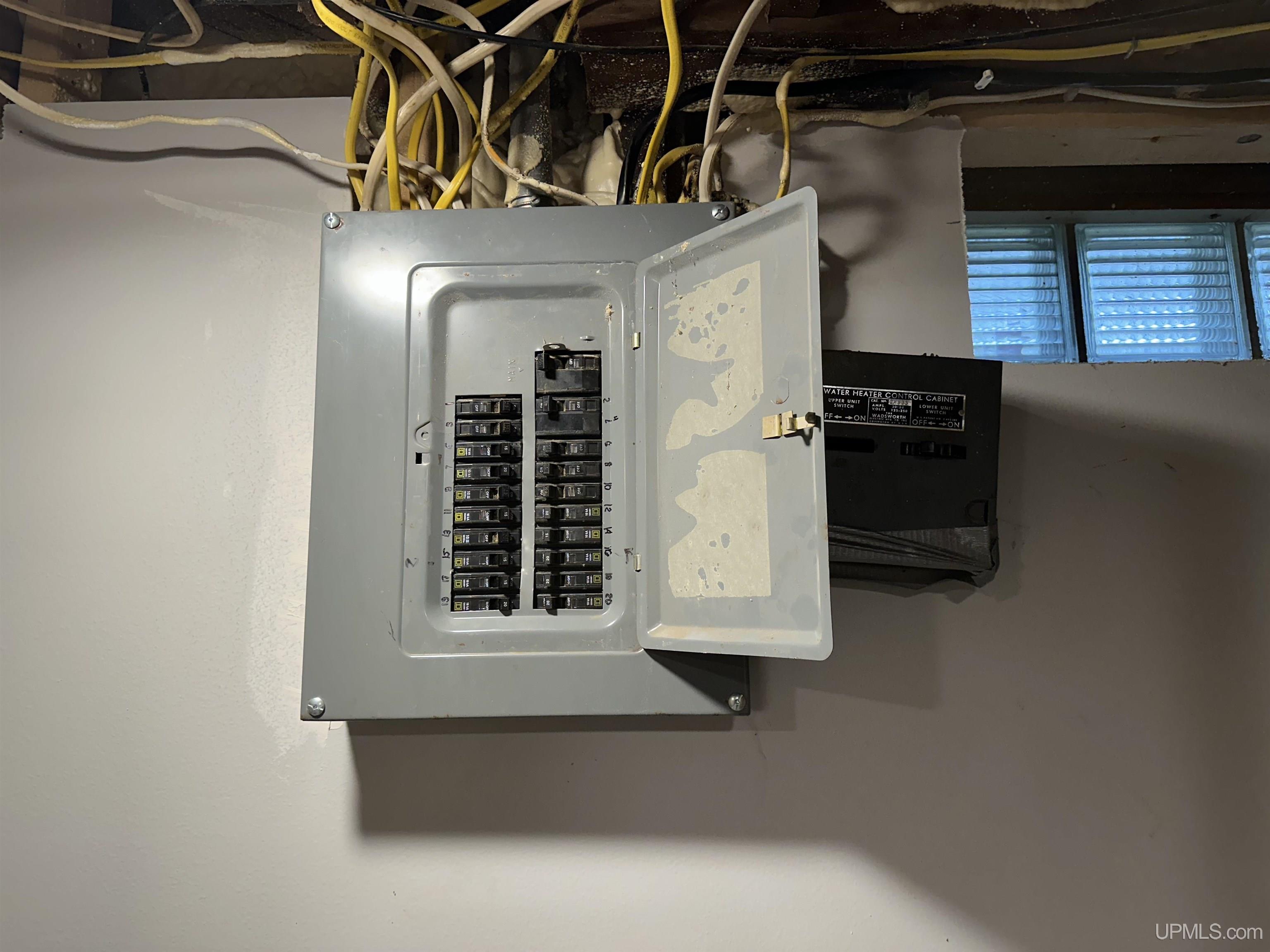 main property photo 30