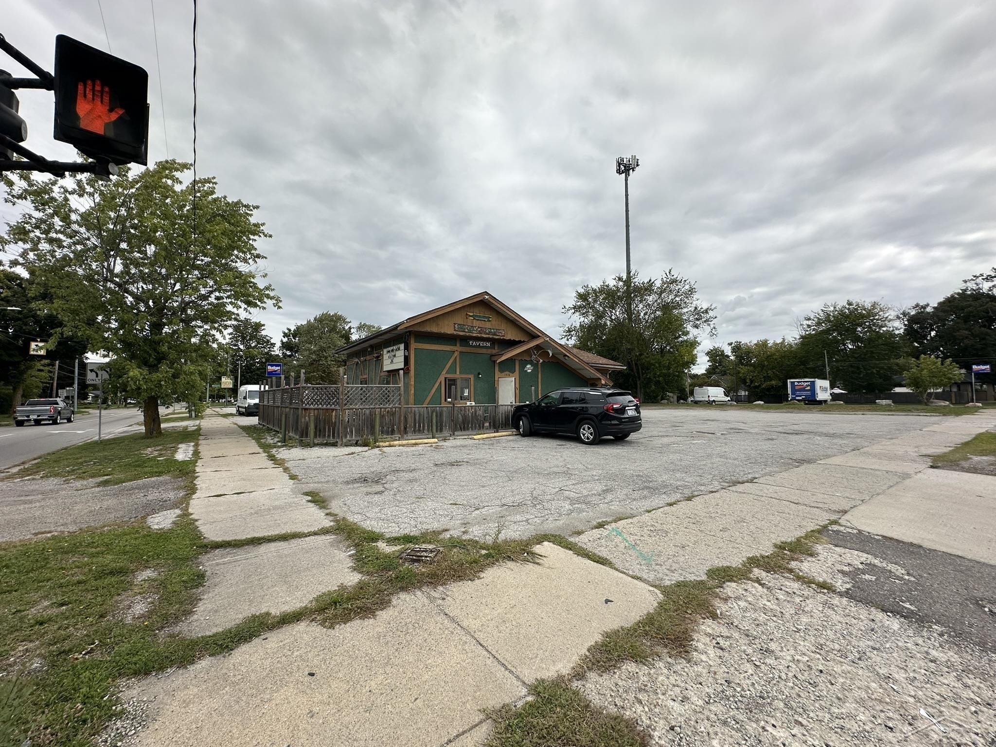 main property photo 35