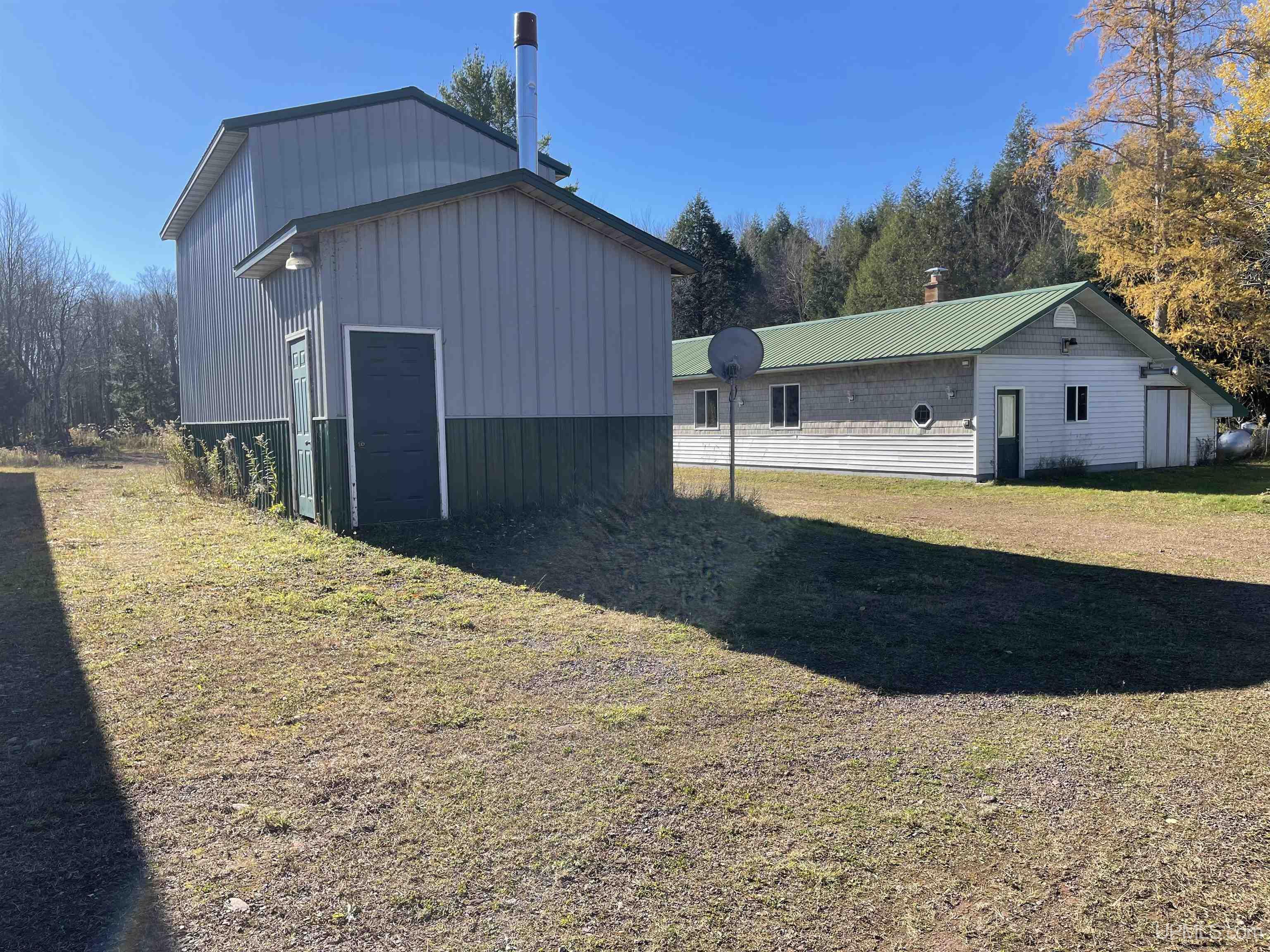 main property photo 27